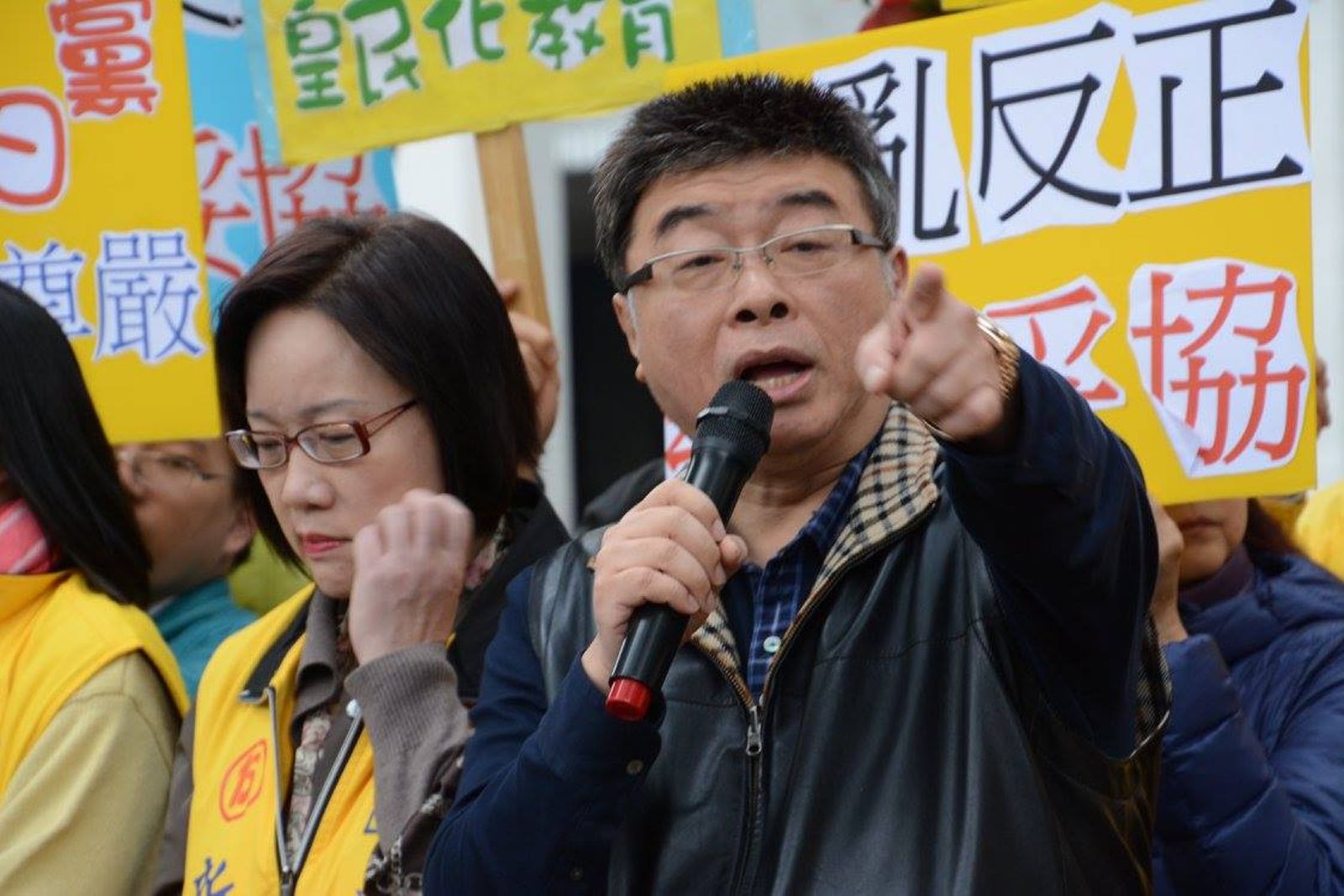 傳AIT要見鄭麗文談國防預算　邱毅質疑「要台灣當狗」：盼鄭硬起來