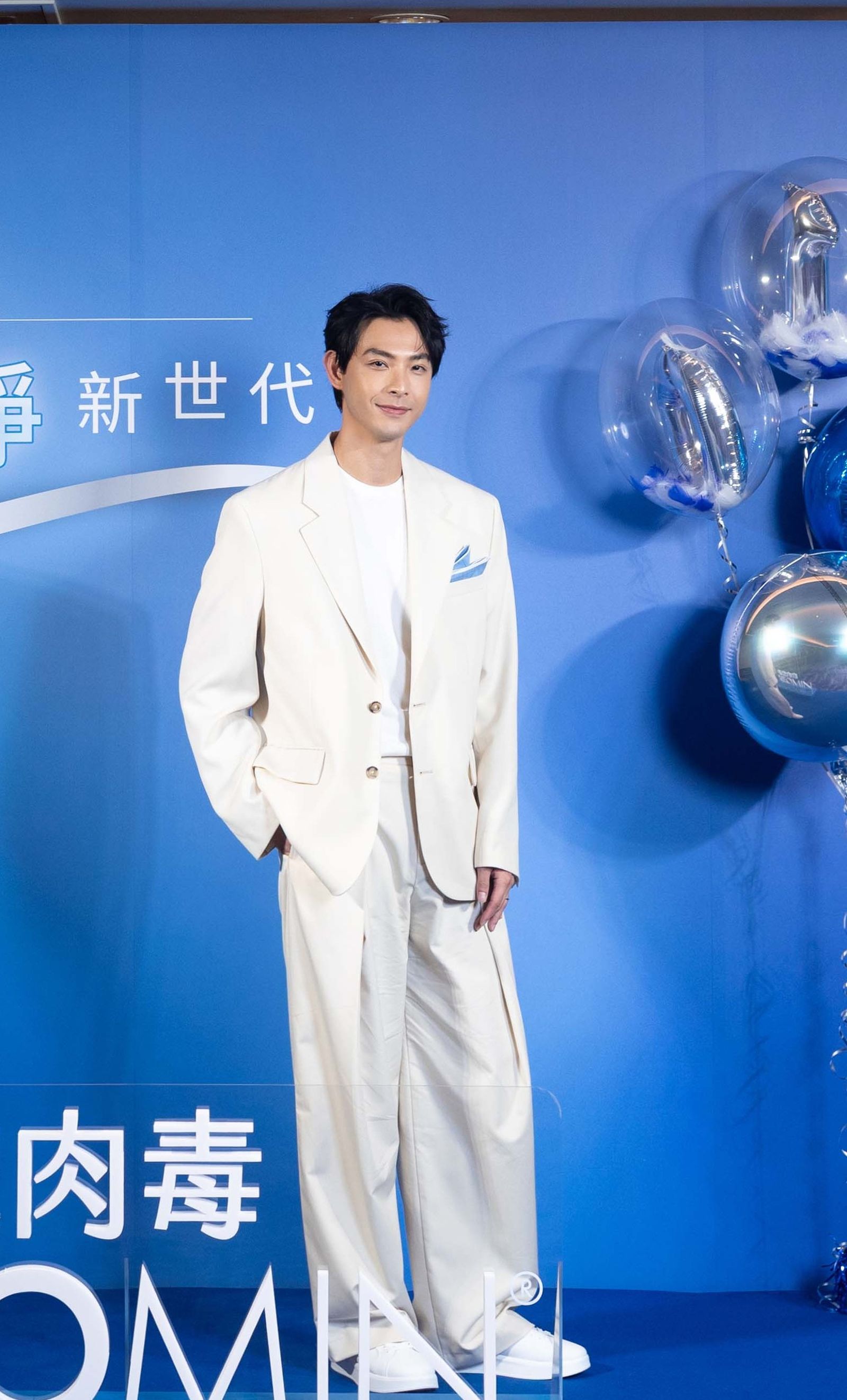 連晨翔因為戲增胖又急速瘦身，導致臉部有明顯細紋，因此嘗試打肉毒。莫氏醫學美容提供