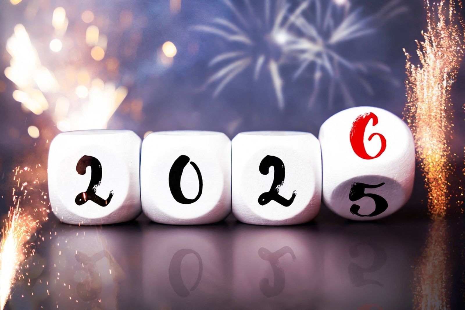 羅世宏專欄：告別動盪的2025年，思想還能帶來什麼？