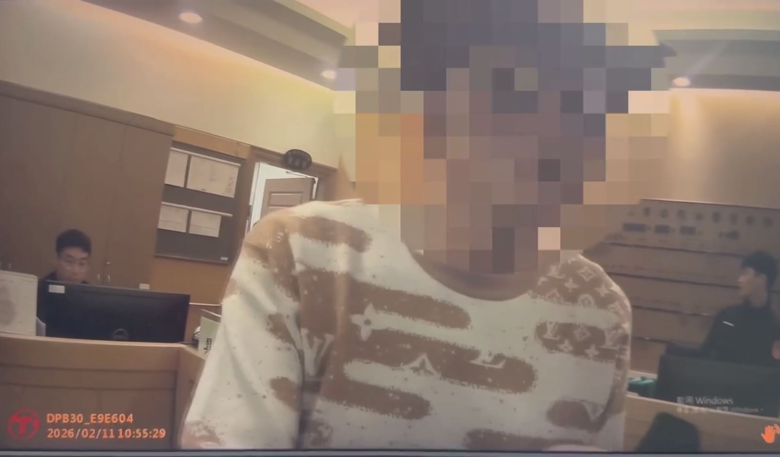 「越獄大王」上銬畫面曝！徐開喜年前重回最熟悉的監牢