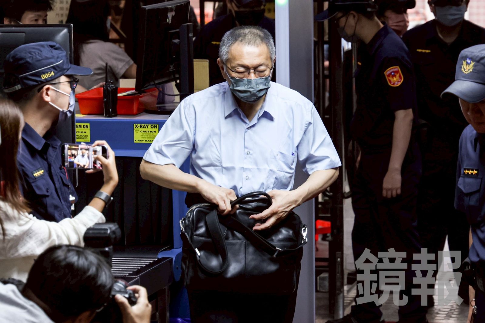 陳佩琪爆疑染HPV！柯文哲現身北院咳不停　被問「屁股還好嗎」反應曝