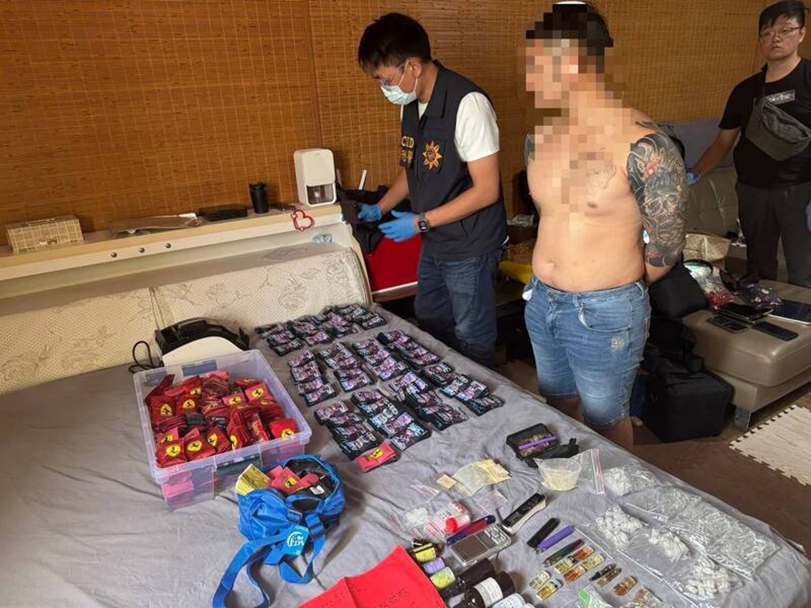 製毒工廠雲嘉流竄…國中旁交貨　檢警抄出7公斤「一粒眠」原料估值2000萬