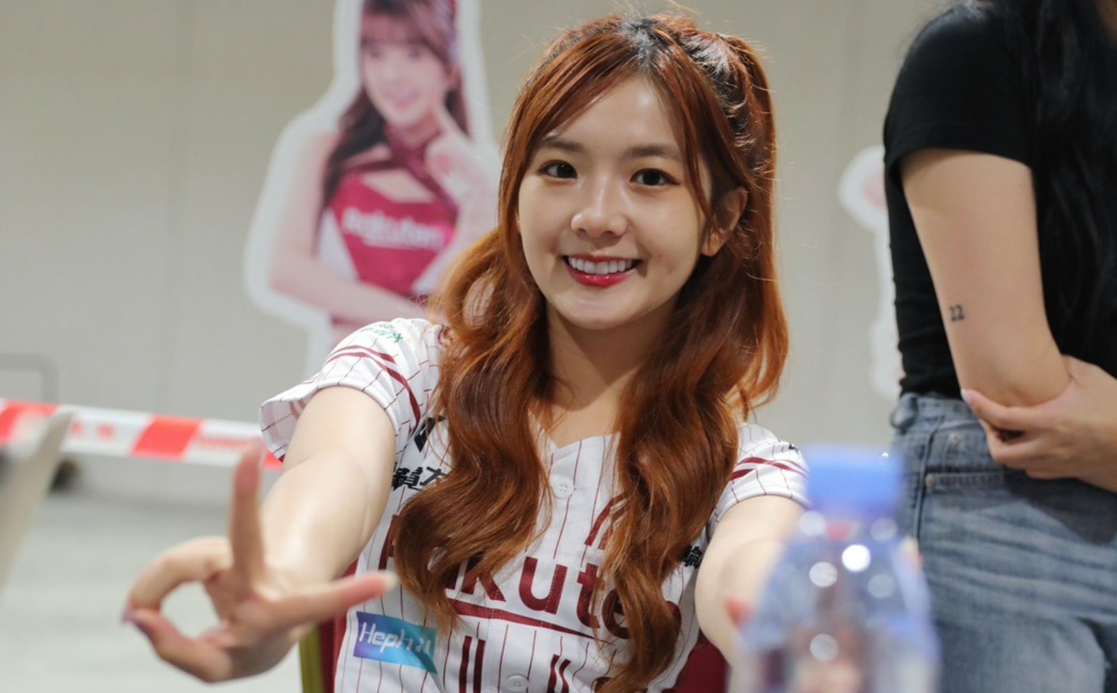 樂天女孩魅力席捲澳門！限定卡2天搶光　笑笑狂讚這樣當地美食