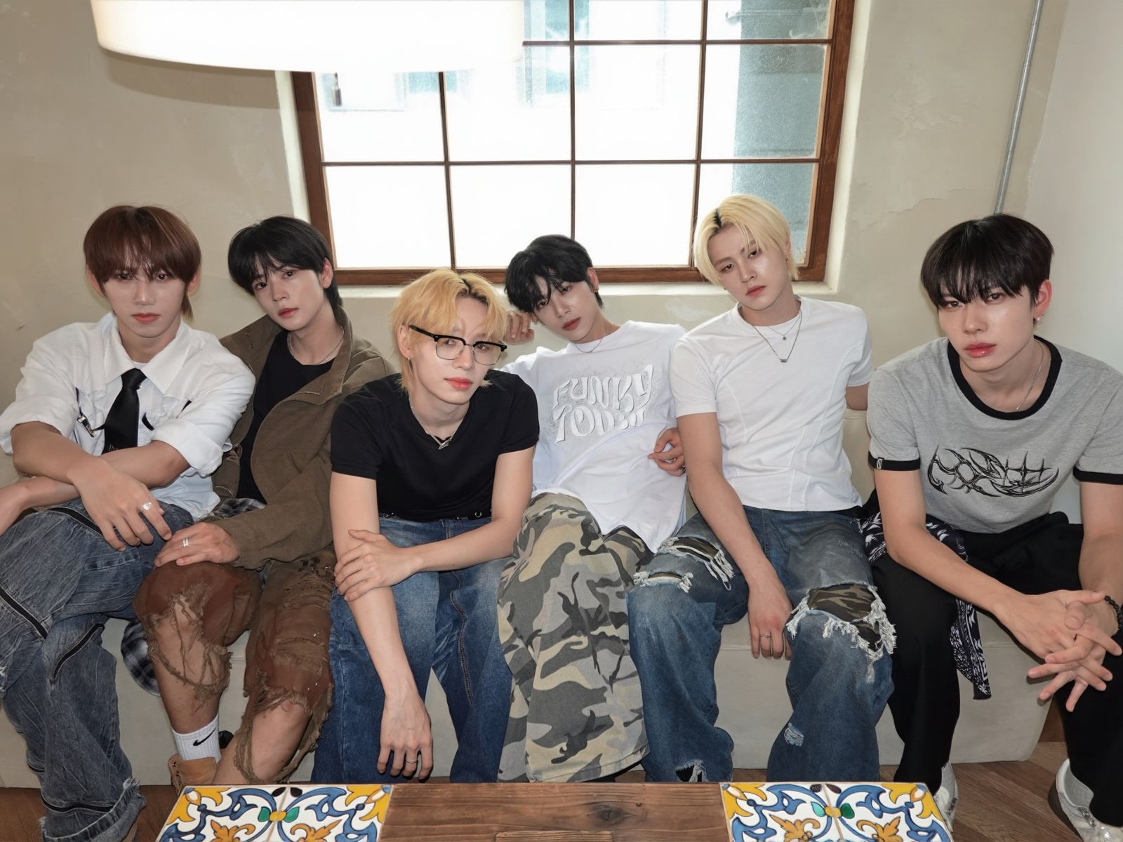 SEVENTOEIGHT正在韓國受訓中。天空娛樂提供