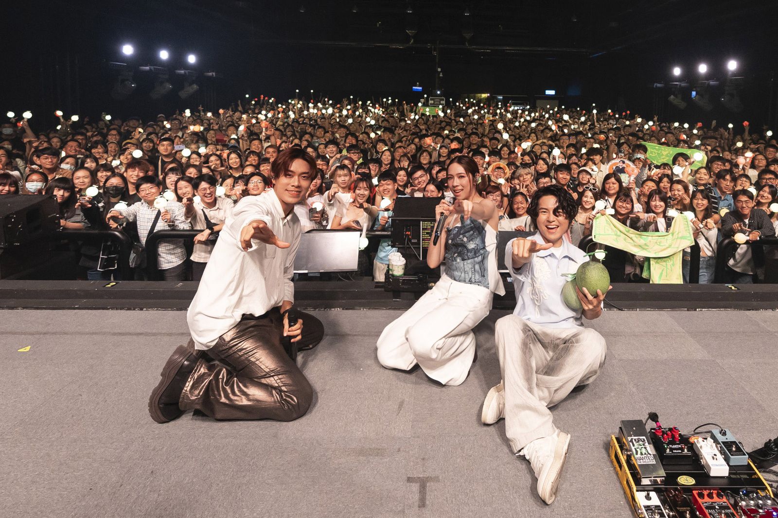 告五人全球狂奔不藏了！宣布驚天重磅喜訊　歌迷失控暴動