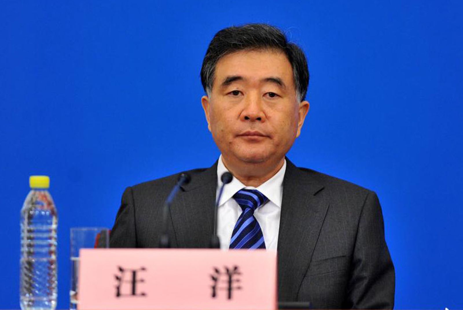 鄧小平提拔出來的汪洋。圖／百度