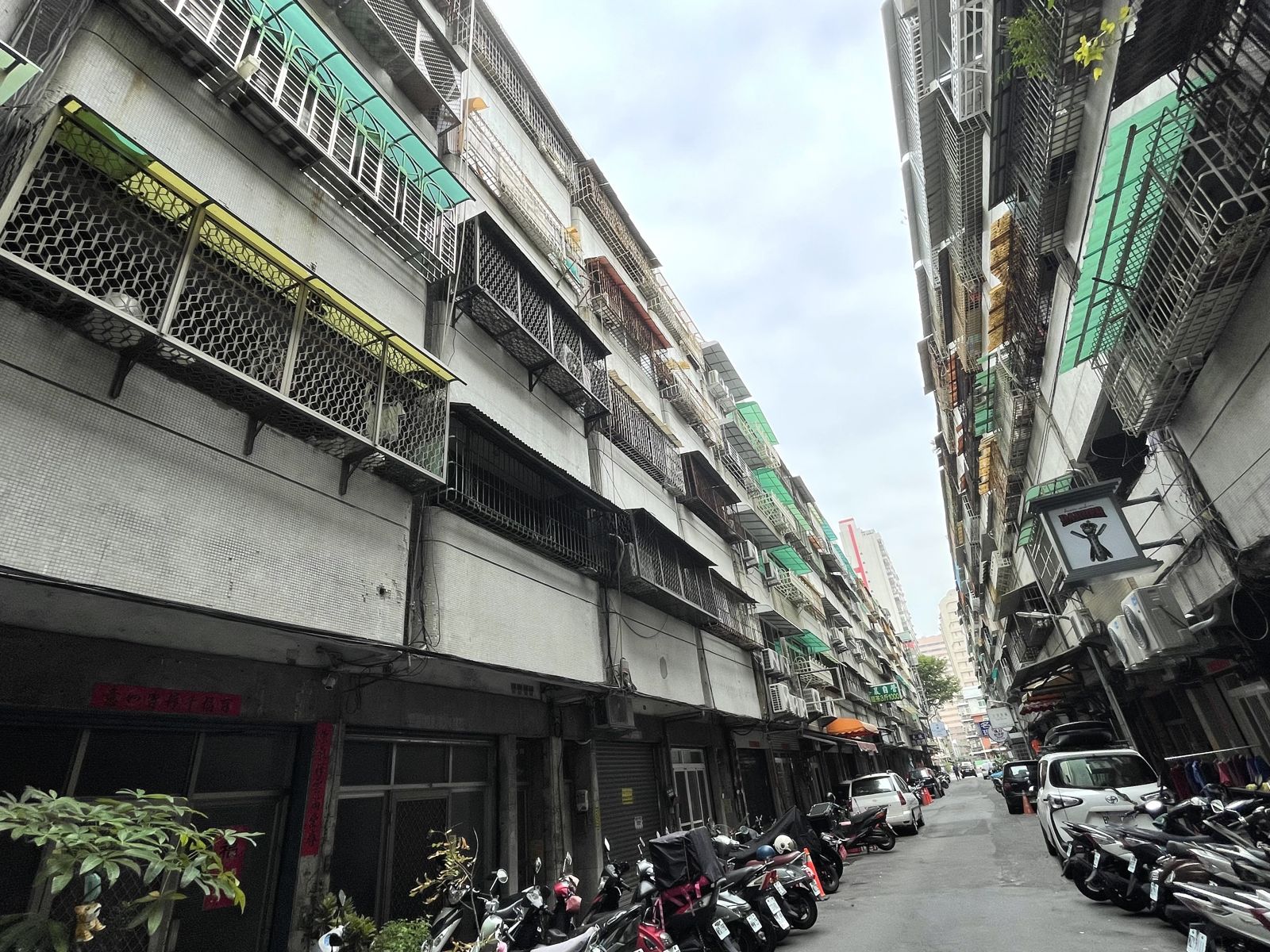 銀行放貸超嚴 全台老公寓自備款成數增至25%、北市老屋自備款飆破450萬元居冠