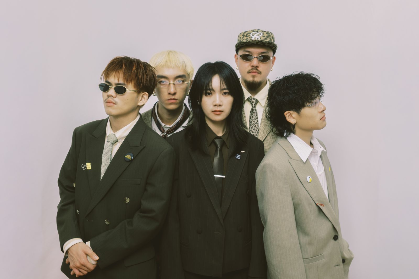 人氣樂團錄音怪招曝光!「一手抓腋下」飆出高音 金曲製作人看傻:真的有效