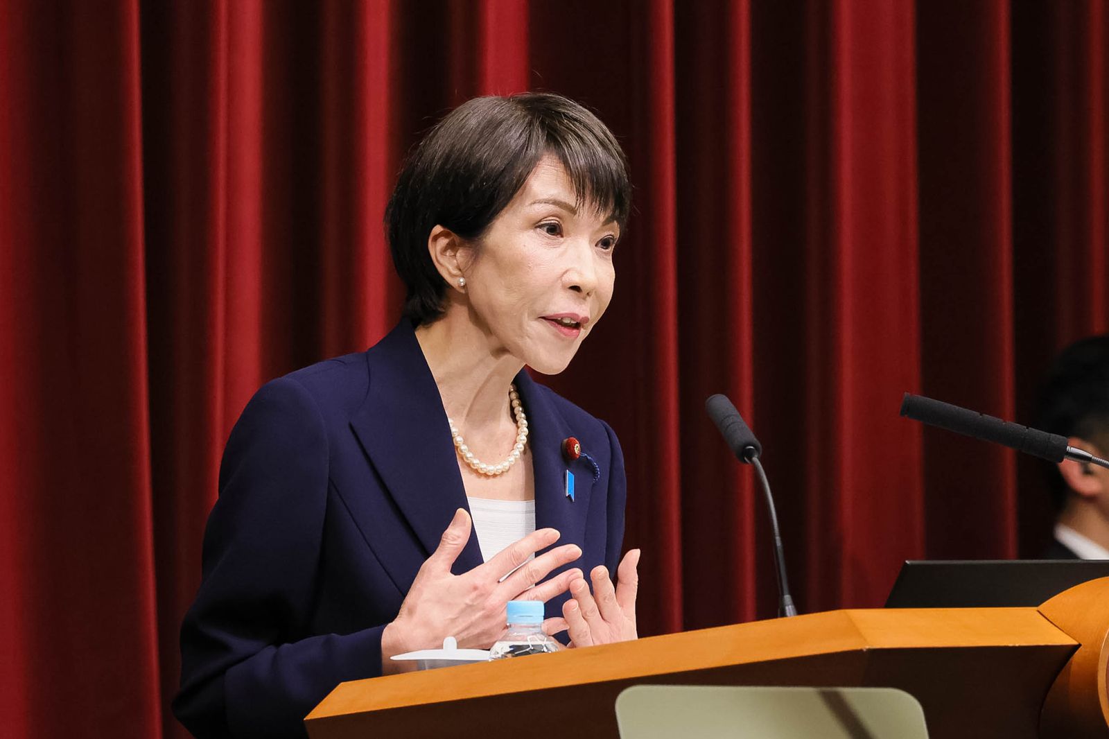 閃電解散國會　高市早苗的政治豪賭