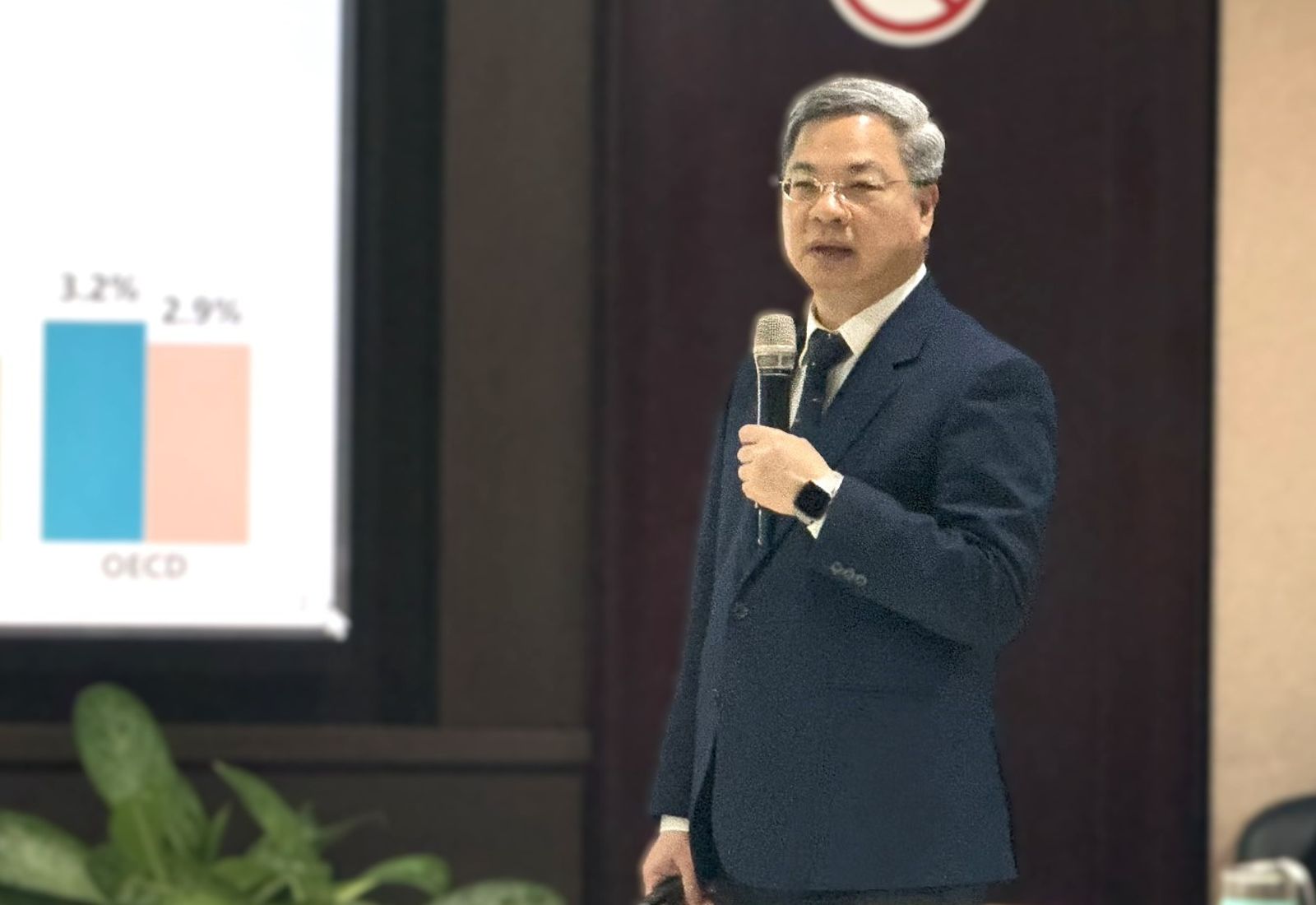 五大產業破10兆是起步　半導體AI續衝　龔明鑫點名：無人機產業將是重中之重