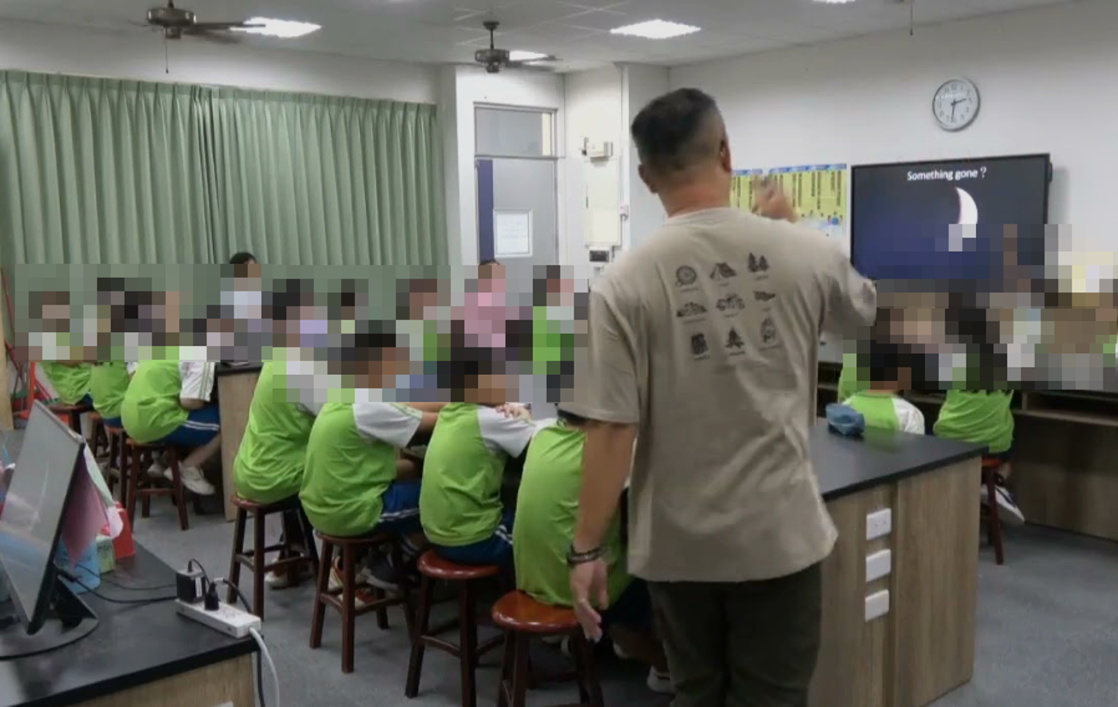 人夫師告白遭拒化身「米飛兔」道歉　騷擾女同事3個月　「婚姻需秘密」合理化出軌