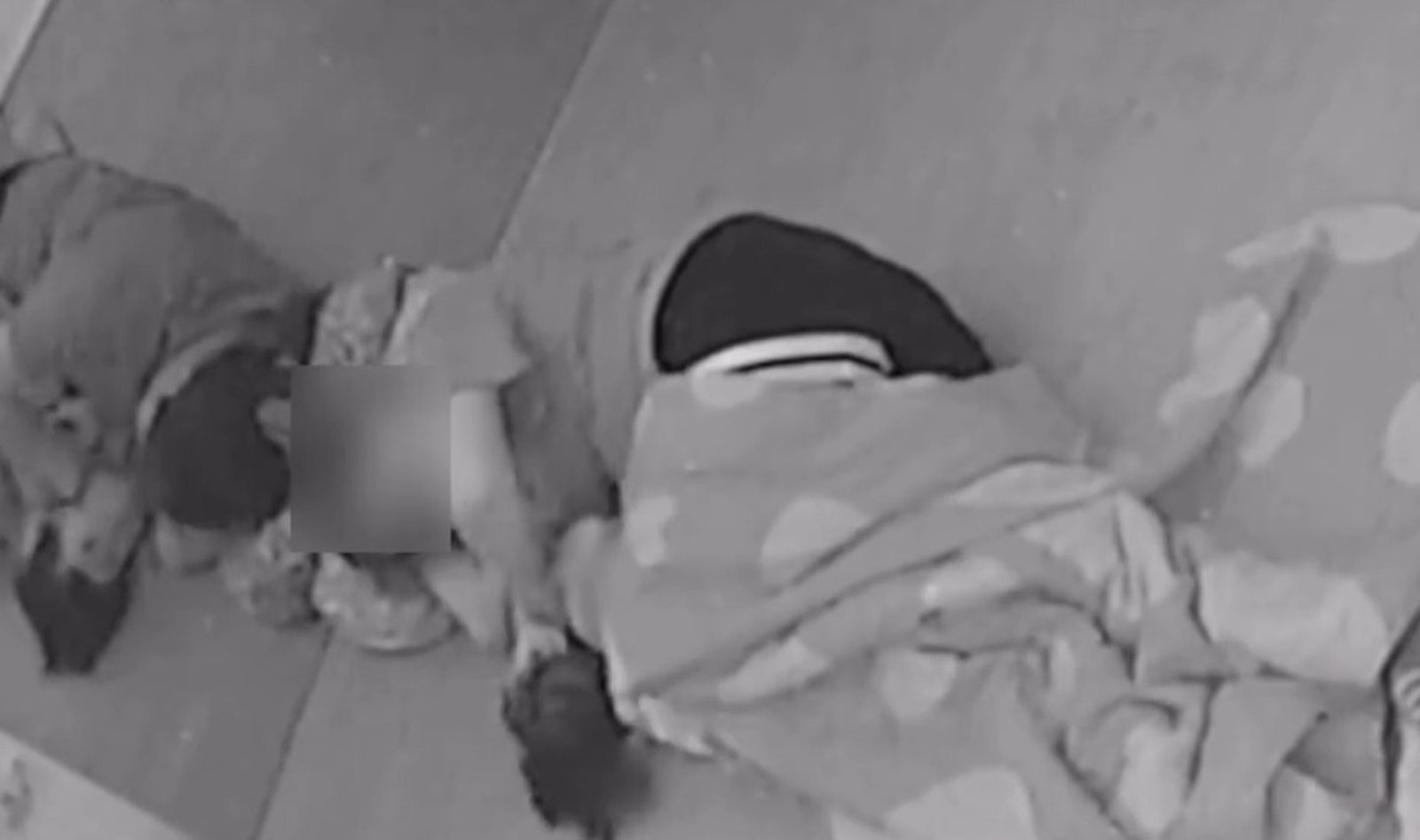 11月大女嬰被拋摔、咬手指！桃園托嬰中心竟「改名後繼續招生」家長親曝殘忍畫面