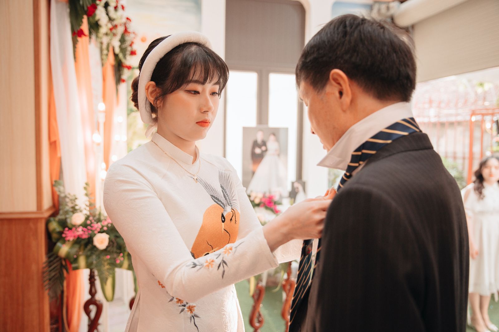 疑被操掛!名嘴同事爸愛上小30歲越南妹 「3天買1次小藥丸」助興GG了:先辦喜事後辦喪事