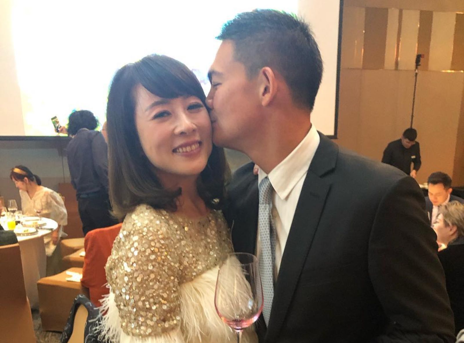 才否認和連勝武離婚!路永佳曝嫁豪門15年真實心境:不是沒阻礙