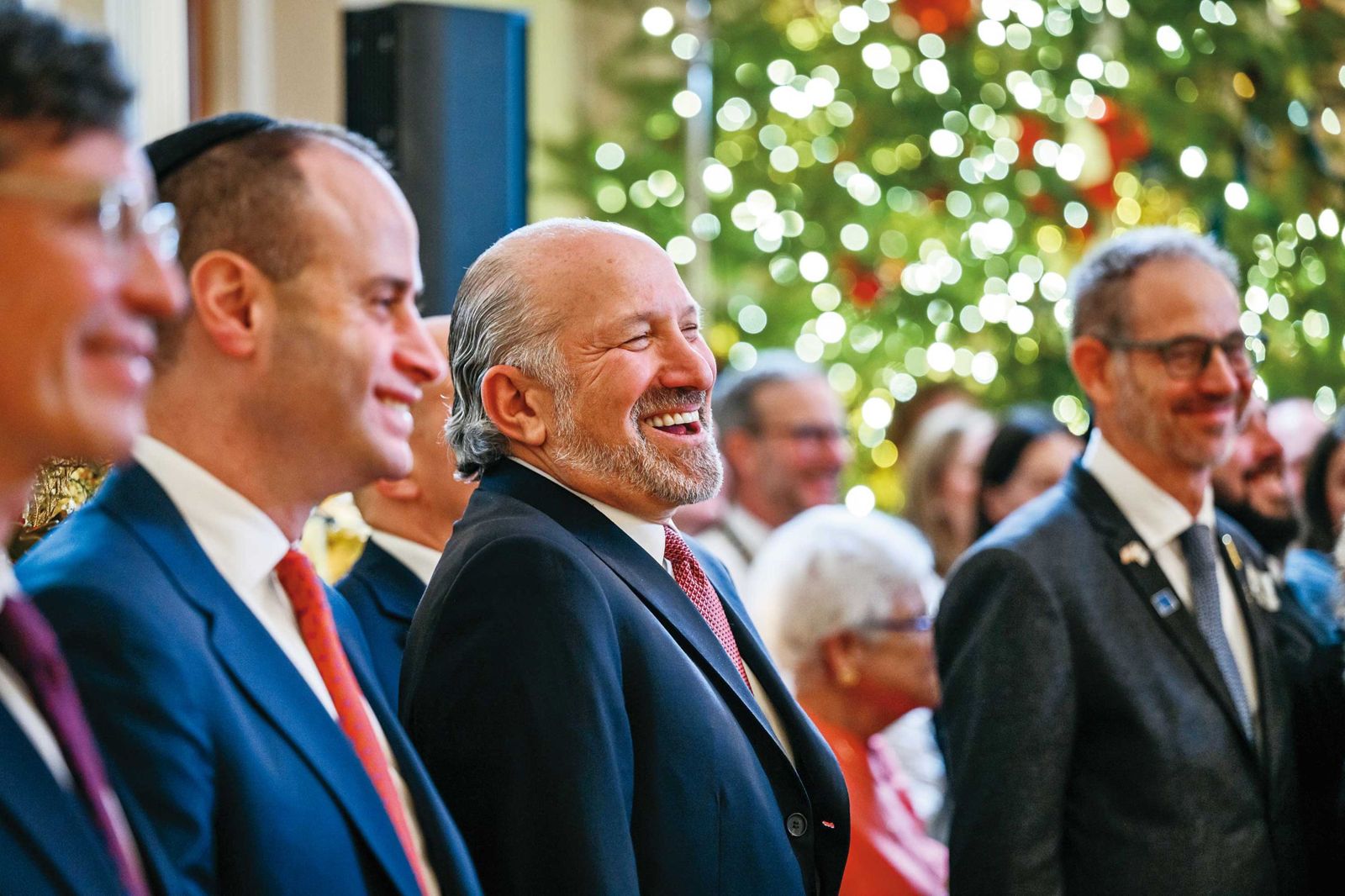 鏡觀／盧特尼克的大嘴巴