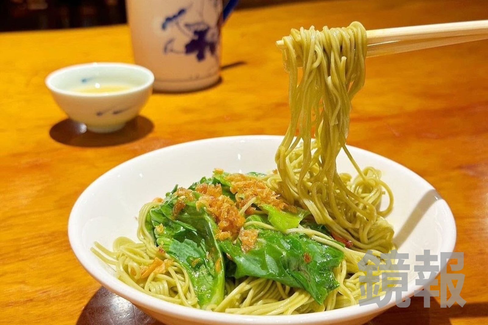 「茶油麵線」油潤順口,還有明顯油蔥香。(70元/份)