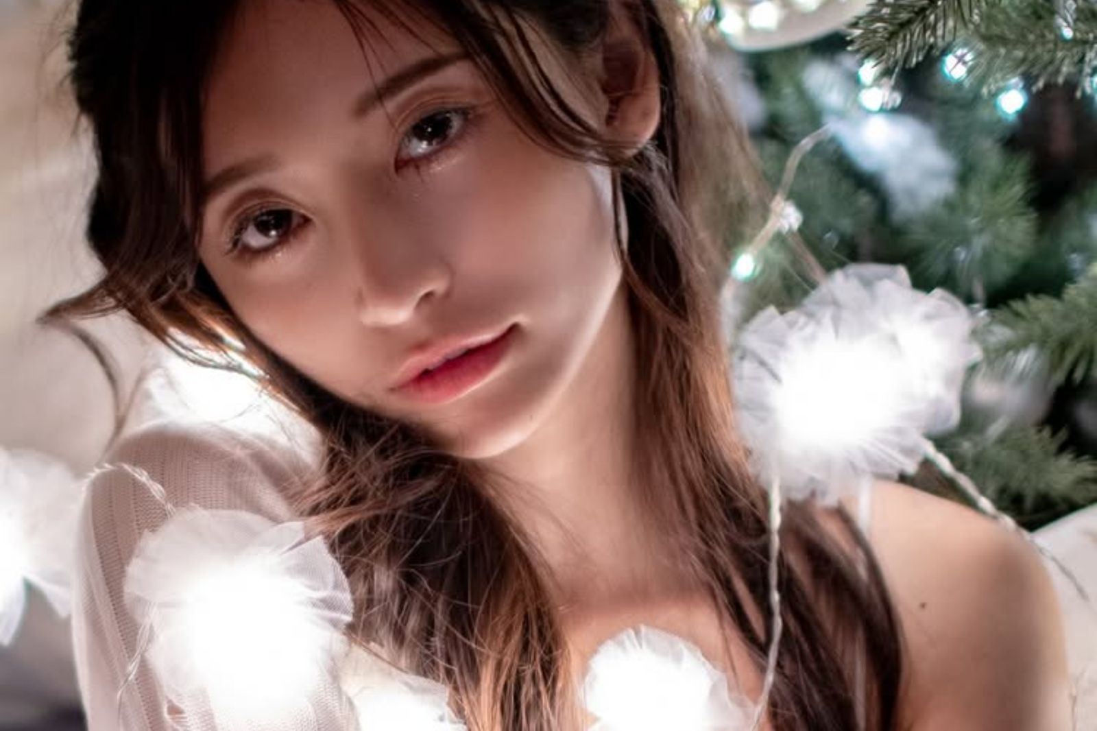 祈錦鈅外拍1小時6000元遭酸「賺奶粉錢」 重拾「爆卡女模」身分「原因曝光」