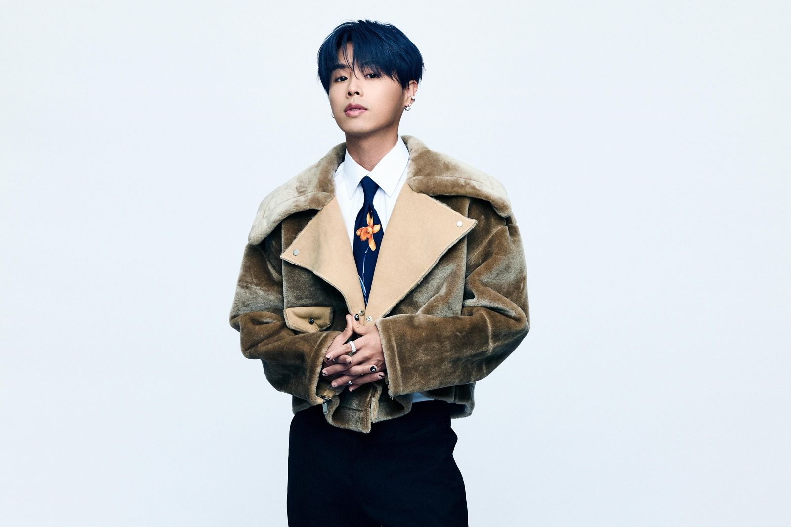 HowZ認凌晨五點鐘是「最最最激情時刻」　自曝一夜情「單身就順其自然」