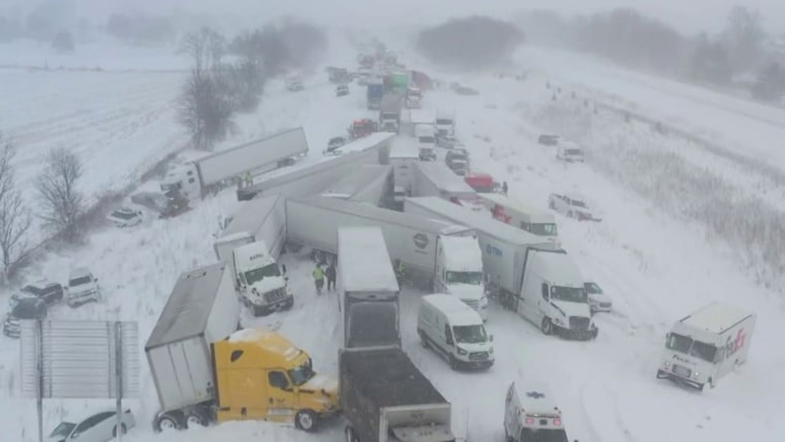 美密西根州大暴雪　逾100車連環撞！震撼影片曝光