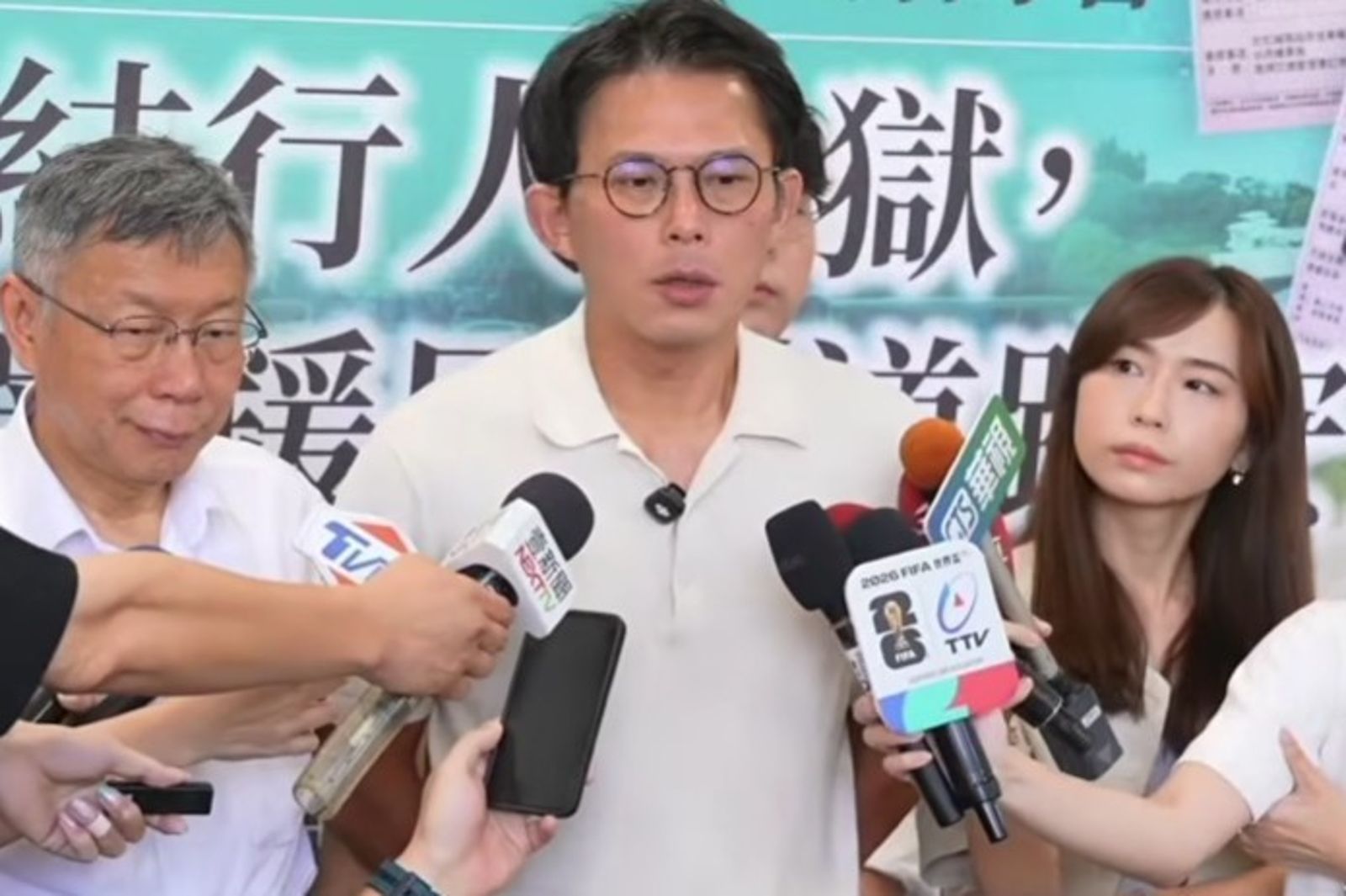 「公投印同張選票」恐致更多爭議 黃國昌反批中選會怨天尤人:應多花心思讓選務順暢
