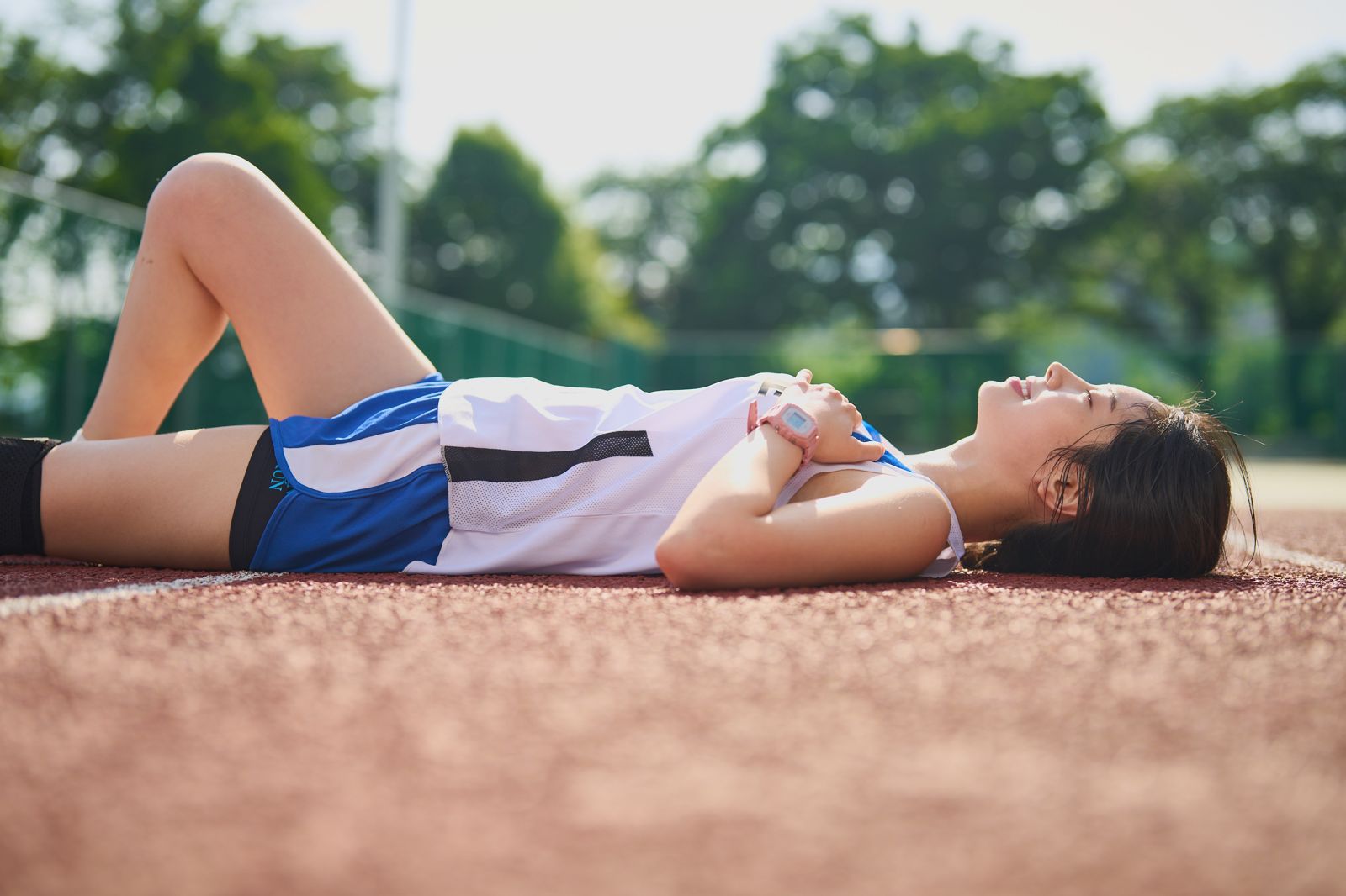腳傷變演技養分!TWICE多賢再闖大銀幕 高冷少女因「他」破功