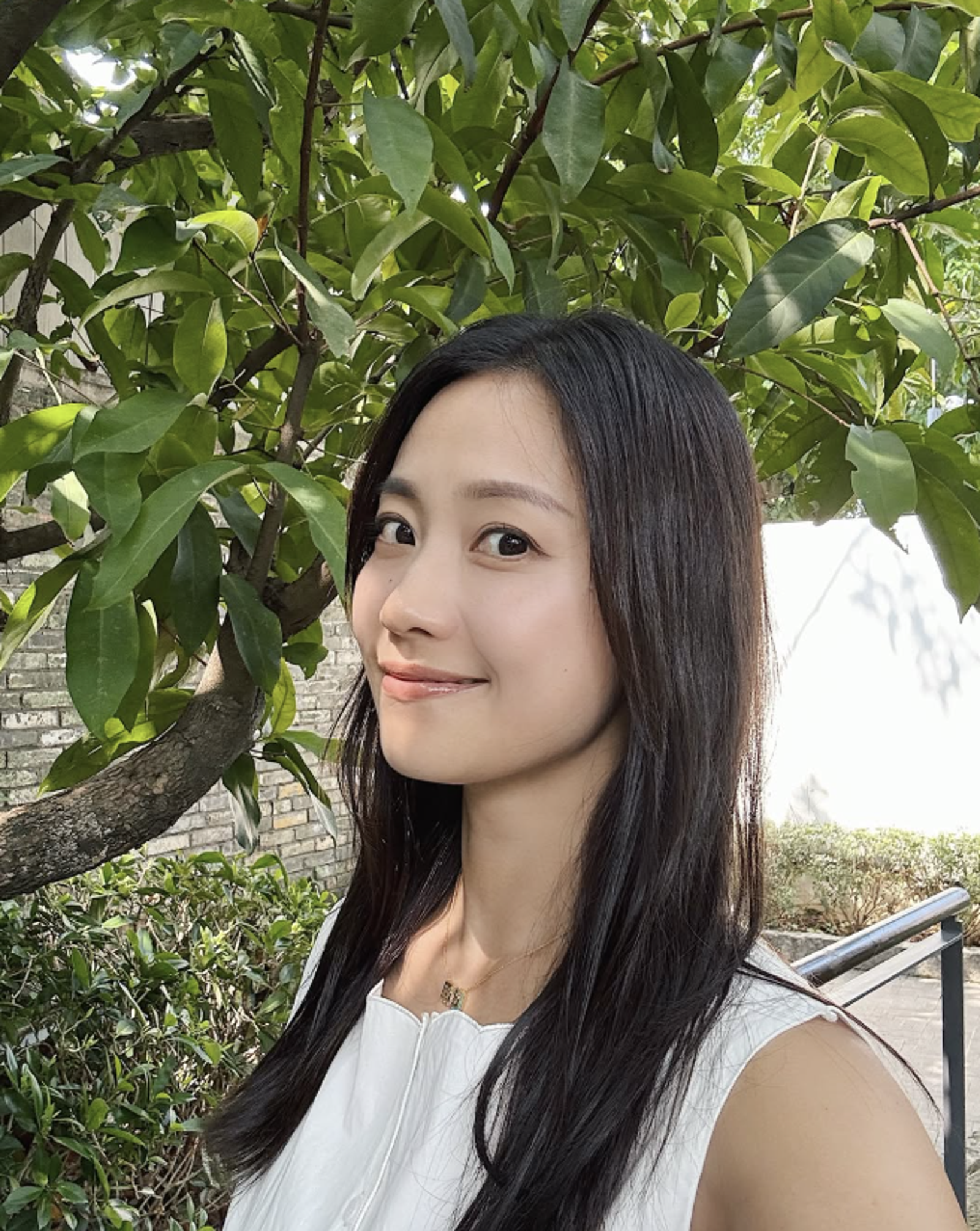 楊愛瑾分享出遊美照。翻攝IG @mikiyeung 2026-08-26 