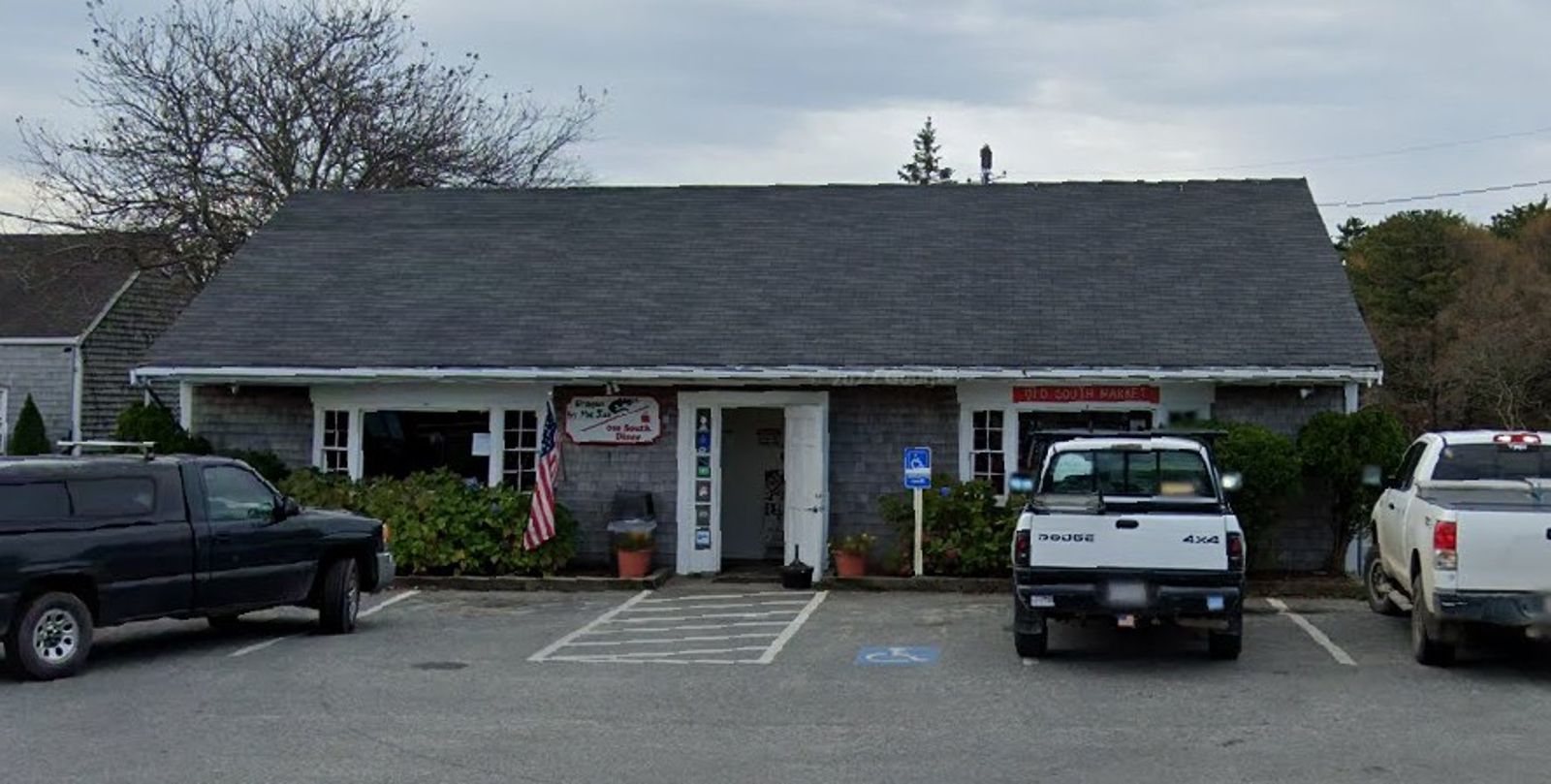 全球最幸運餐館！2年賣出「4張百萬美元刮刮樂」…他外送經過「順手買1張」秒翻身