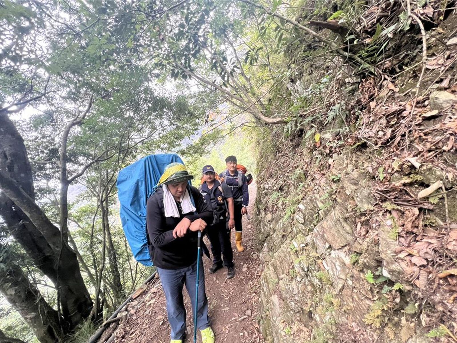 保七刑大隊長山區暴斃「前晚曾說腹痛」　遺體受困八通關古道6.5K