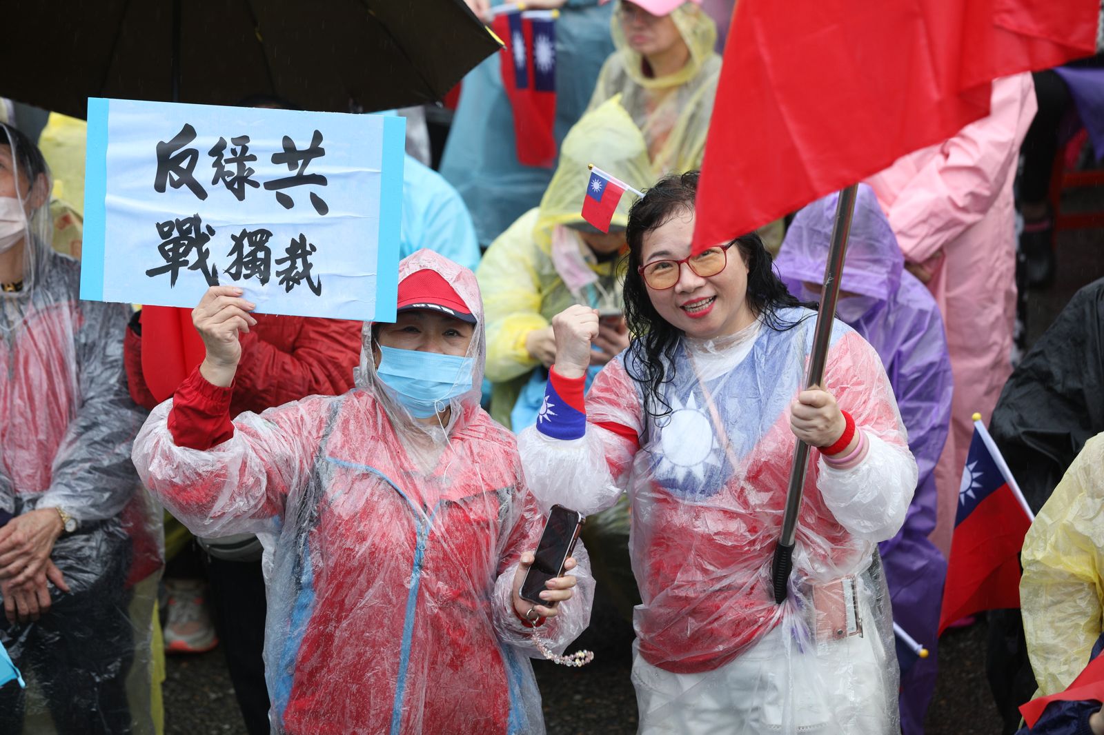 國民黨4月26日號召民眾上凱道集結，以「反綠共，戰獨裁」主軸。（圖／鄒保祥攝）