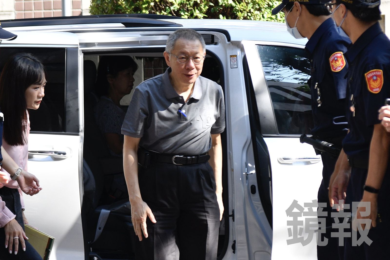 柯文哲當庭開火：證人清單2、300人　嗆檢察官「列給全台人民看」