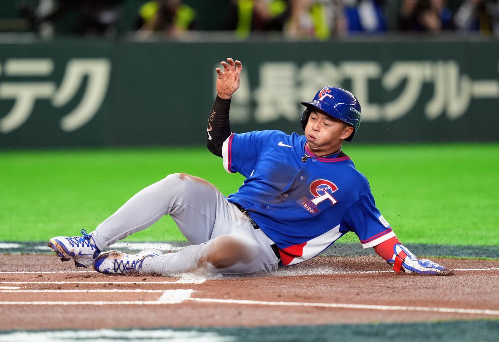 WBC台捷戰扣倒大勝！奇襲短打點燃攻勢　鄭宗哲揭秘發動「雙盜壘」原因