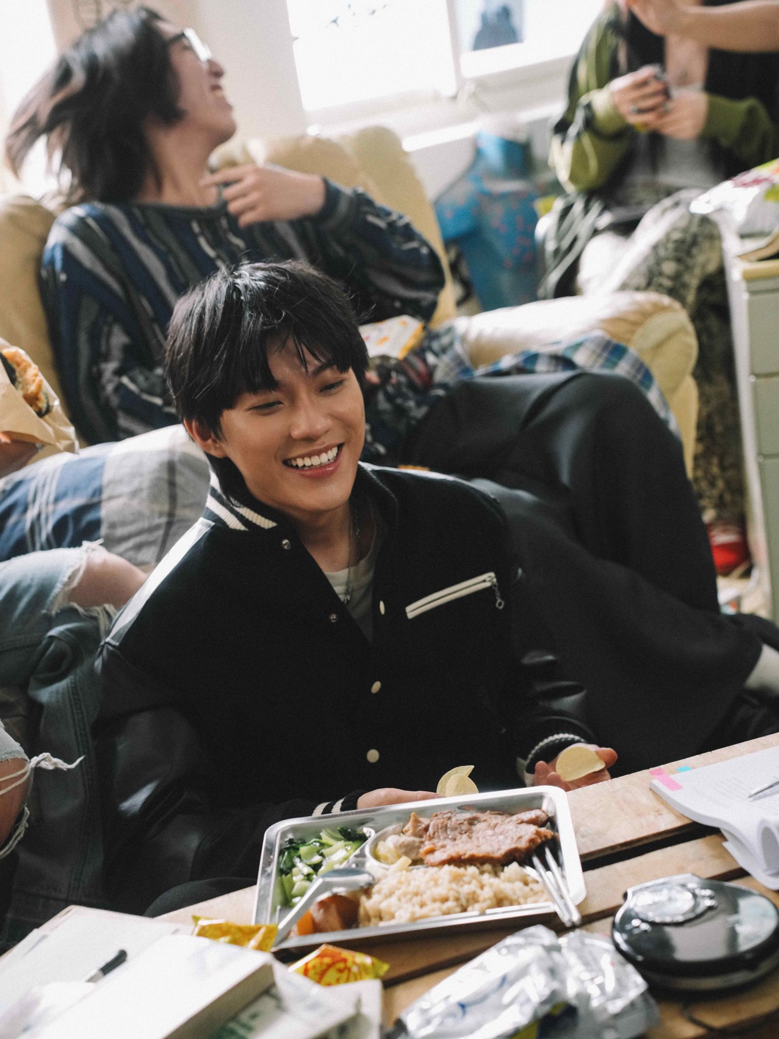 Juice Boy推出新單曲〈別說再見〉。華納音樂提供