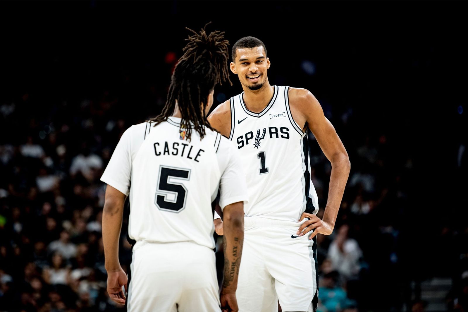 破紀錄！Wembanyama締造NBA最快雙十　狂砍41分率馬刺奪9連勝