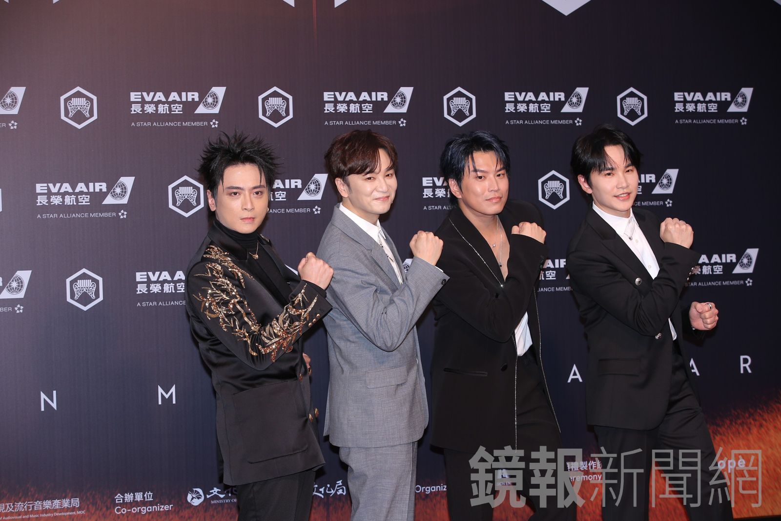 坤達因原本就排好的工作，而缺席紅毯。劉耀勻攝