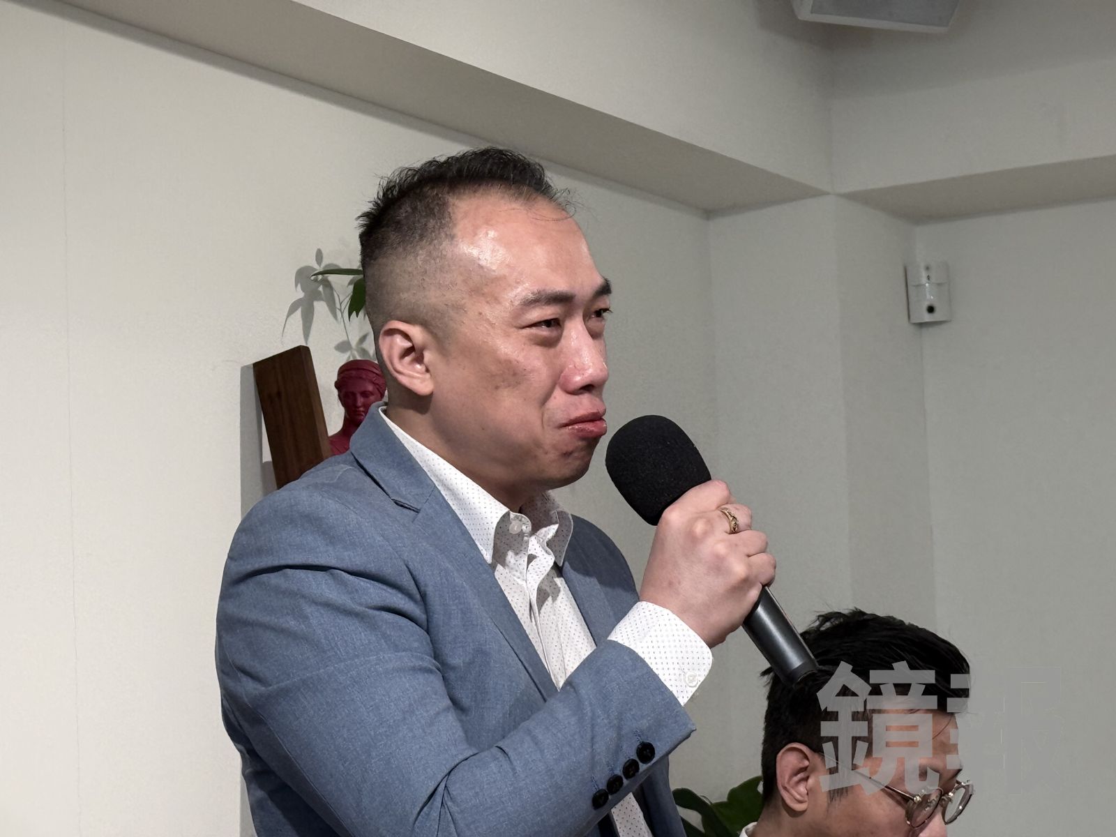 抖音網紅安哥老婆「毒品過量中毒」死亡　哭訴：家人不讓我去塔位見愛人