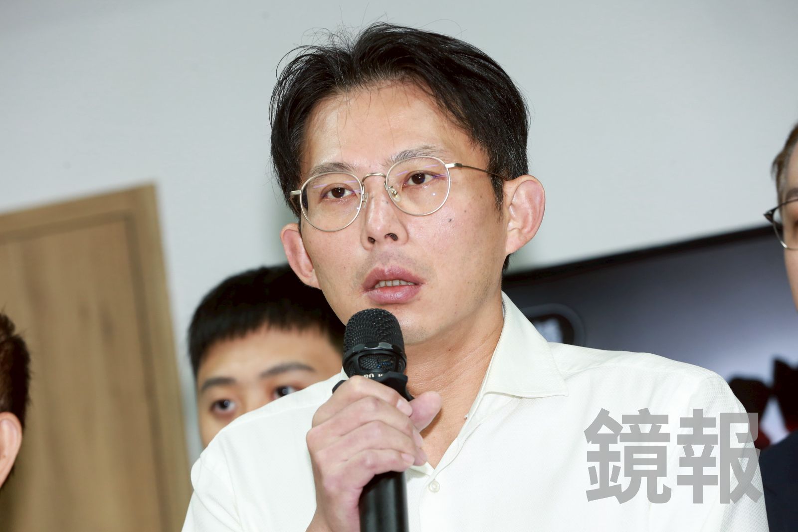 陳佩琪喊收賄證據明確「就去北院跳樓」　黃國昌：會陪柯家人度過困難