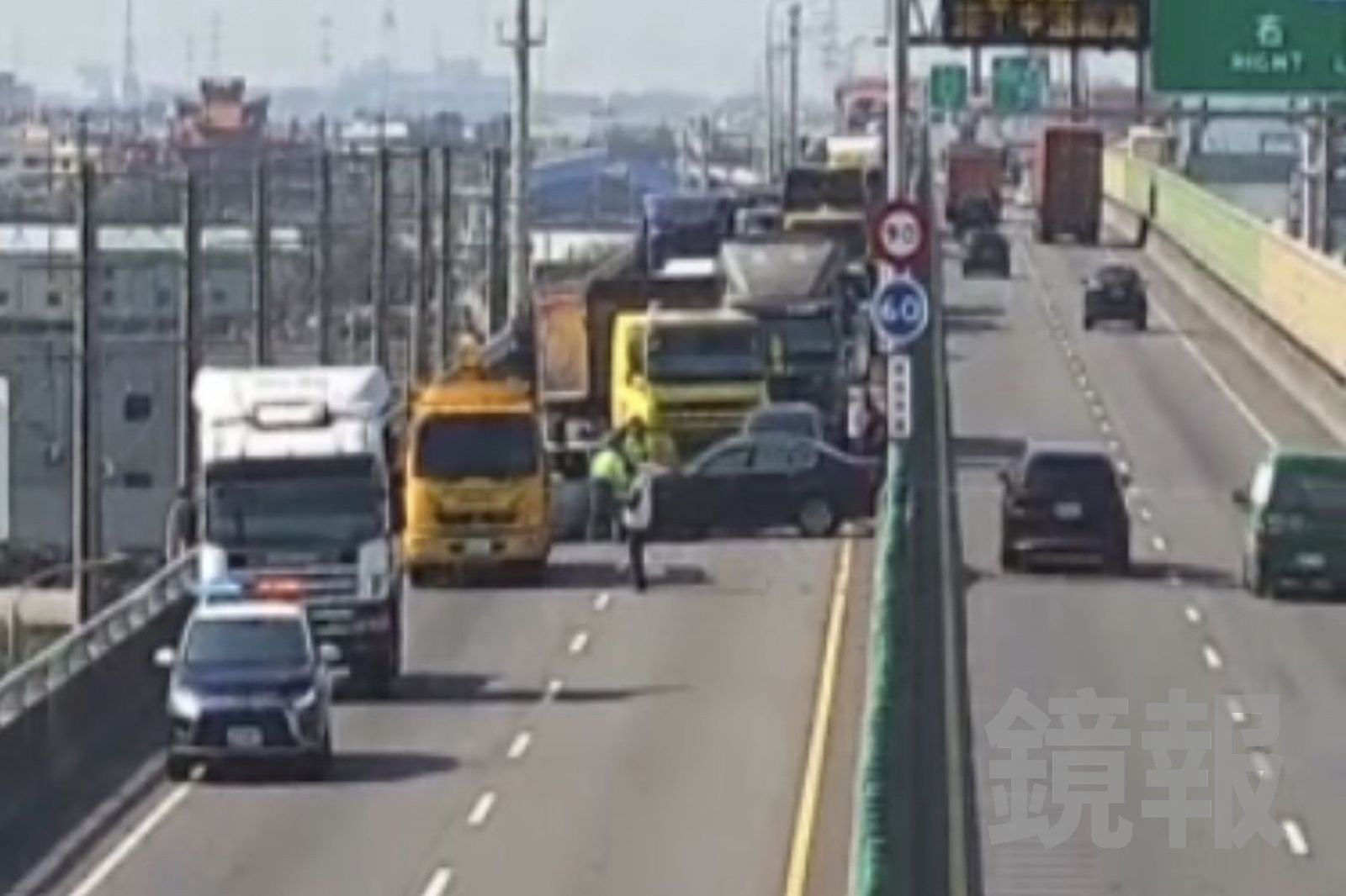 台61西濱梧棲段3車連環撞　北上全線封閉1小時 2傷者送醫