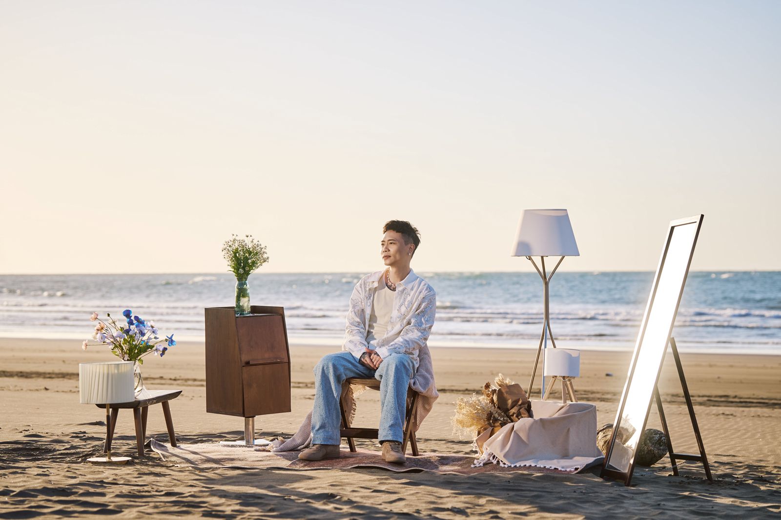 神預言遇水則發！蕭秉治自封「晴男」掃陰雨　第36首影視神曲誕生