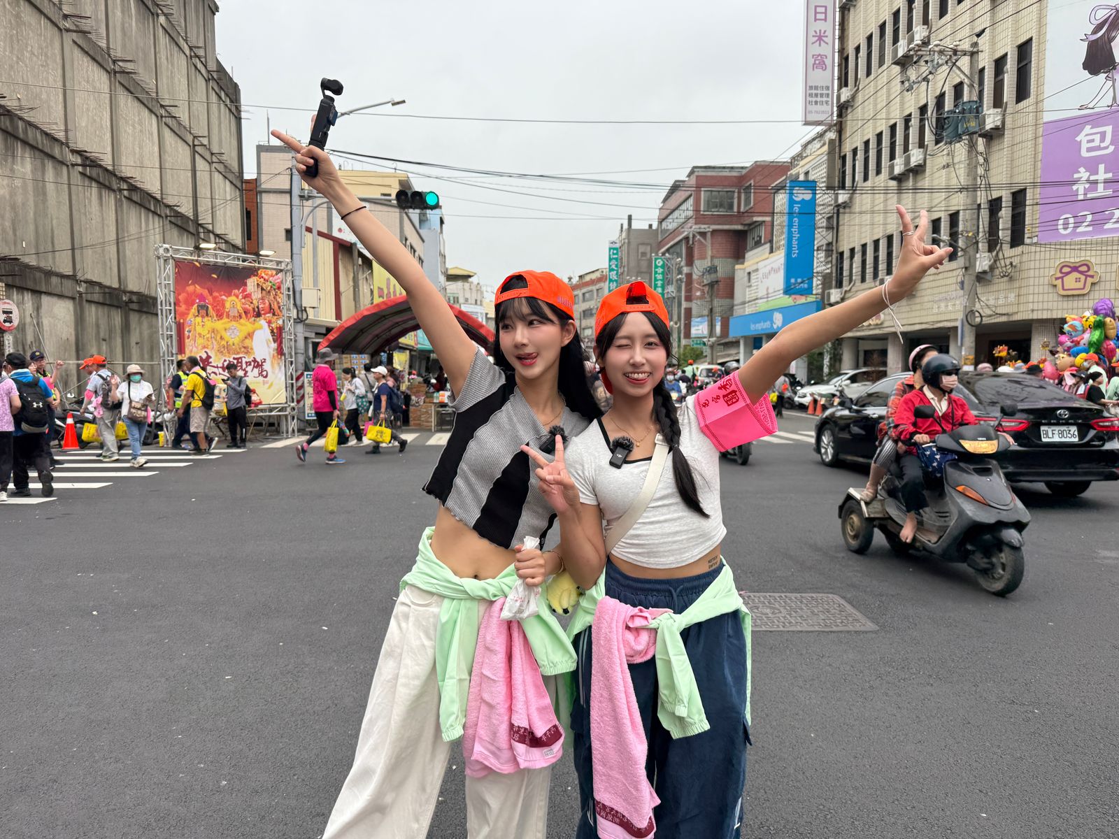 金吉娜與港泰混血的Kapo現身。首湛創意提供