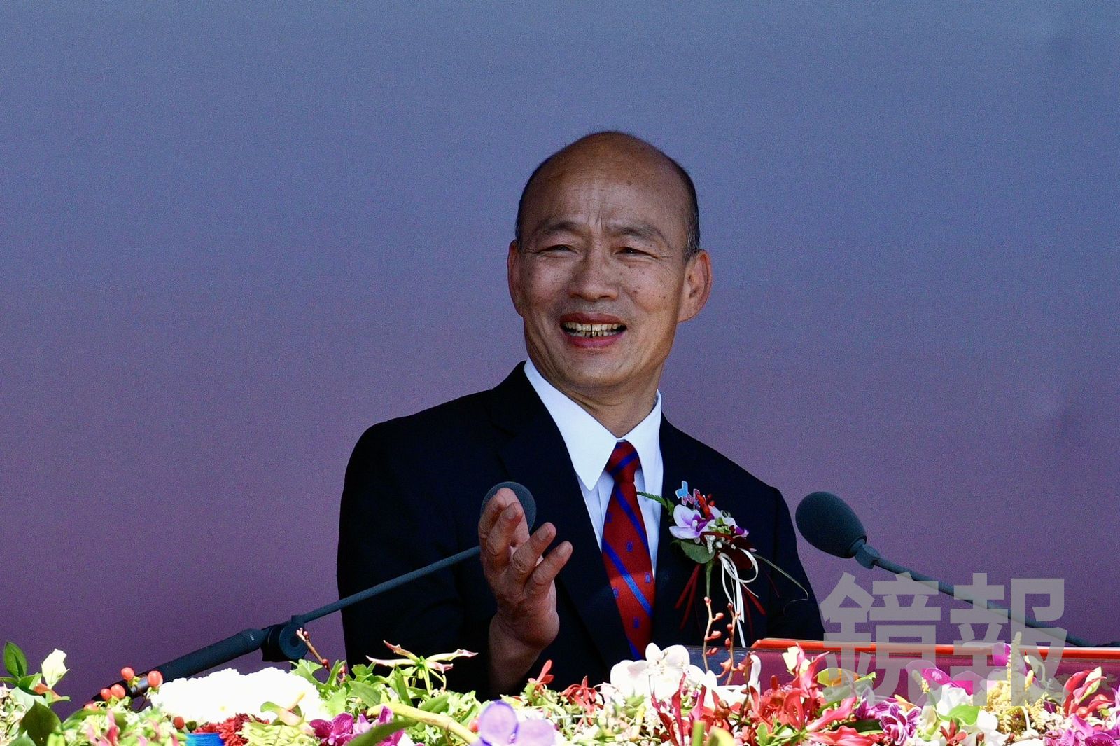 致敬鏟子超人!韓國瑜國慶高唱「國恩家慶」 盼將「隱形堰塞湖」築成護國神山