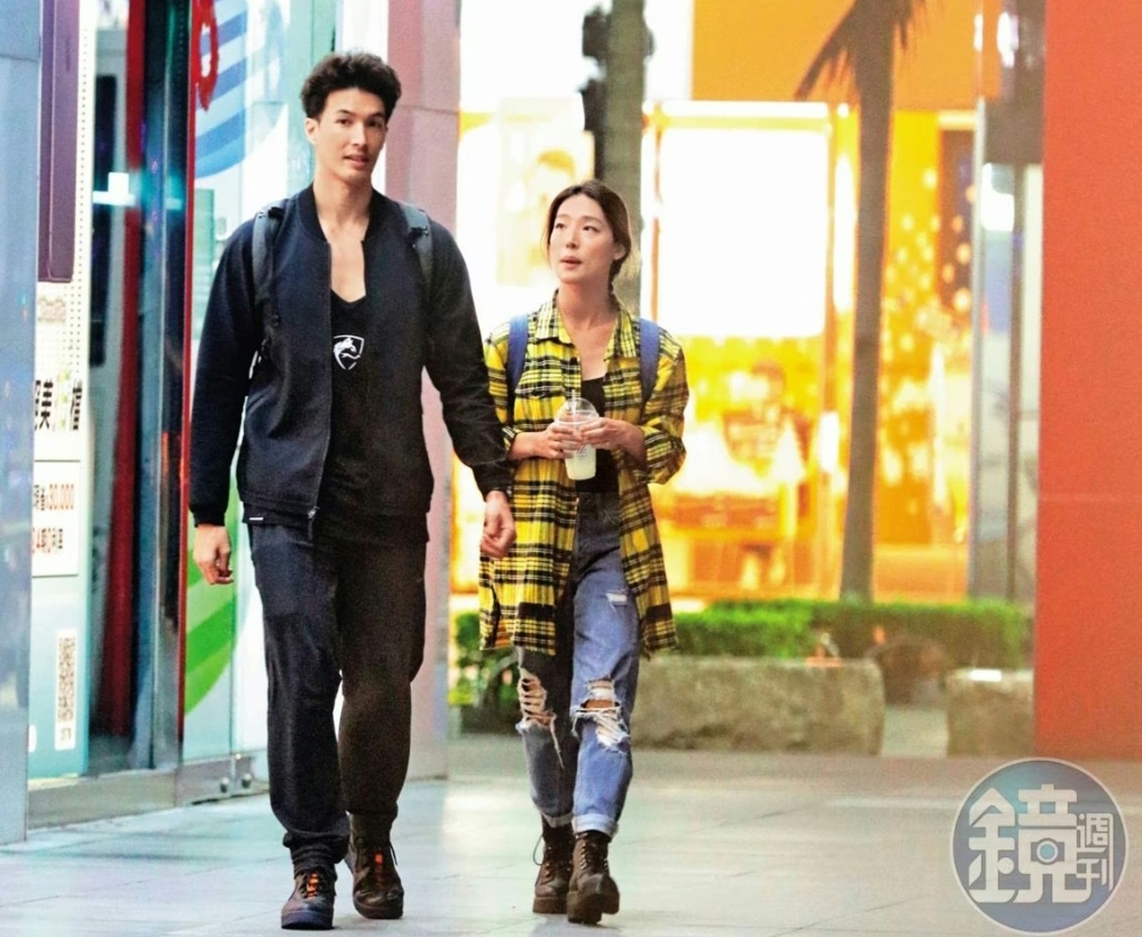 錦榮（左）2019年與美籍韓裔女演員Kirstin Leigh傳出熱戀。翻攝IG