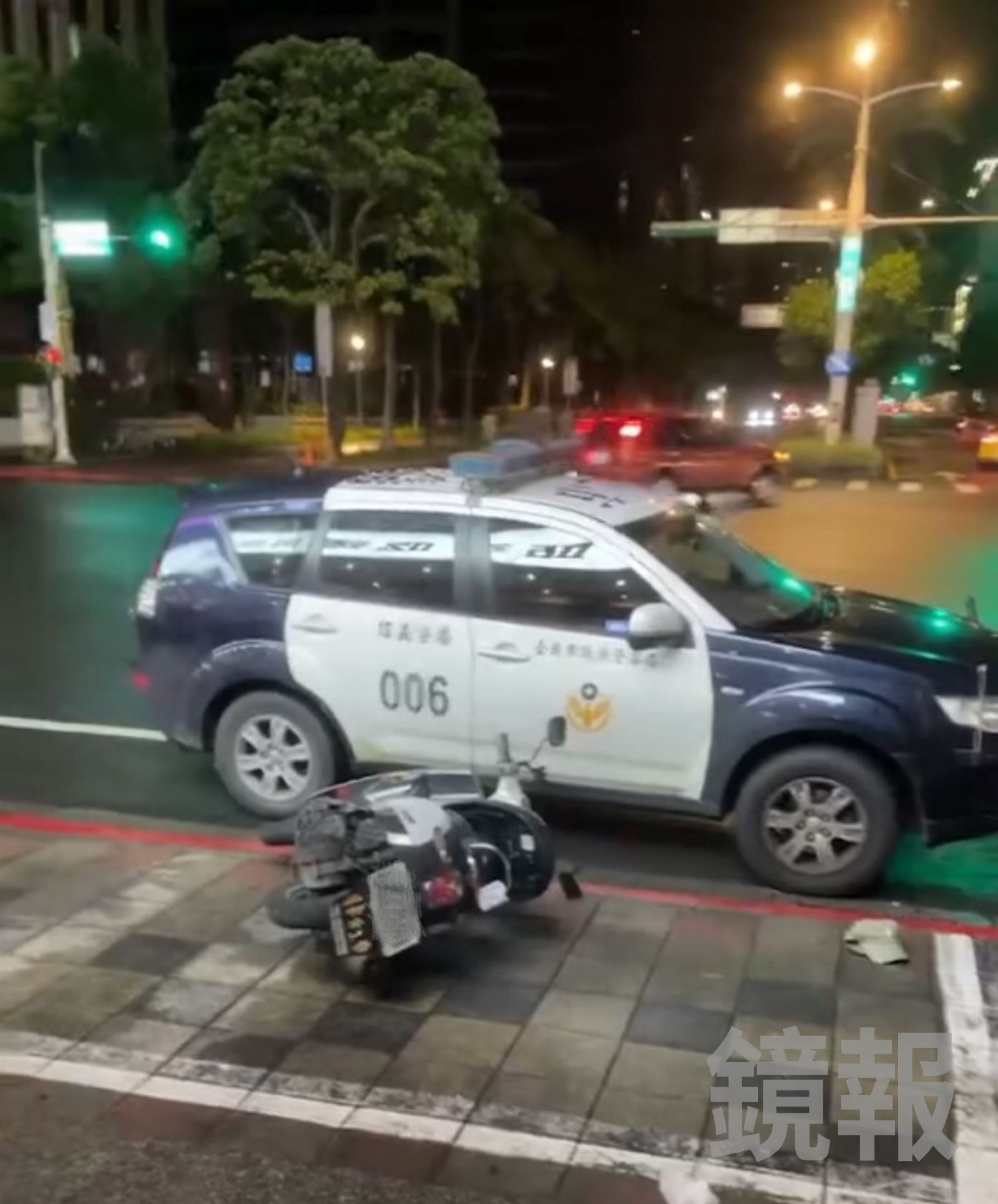 獨家／韓式站著吃變「站著打」！　網友：難道又在聊政治？