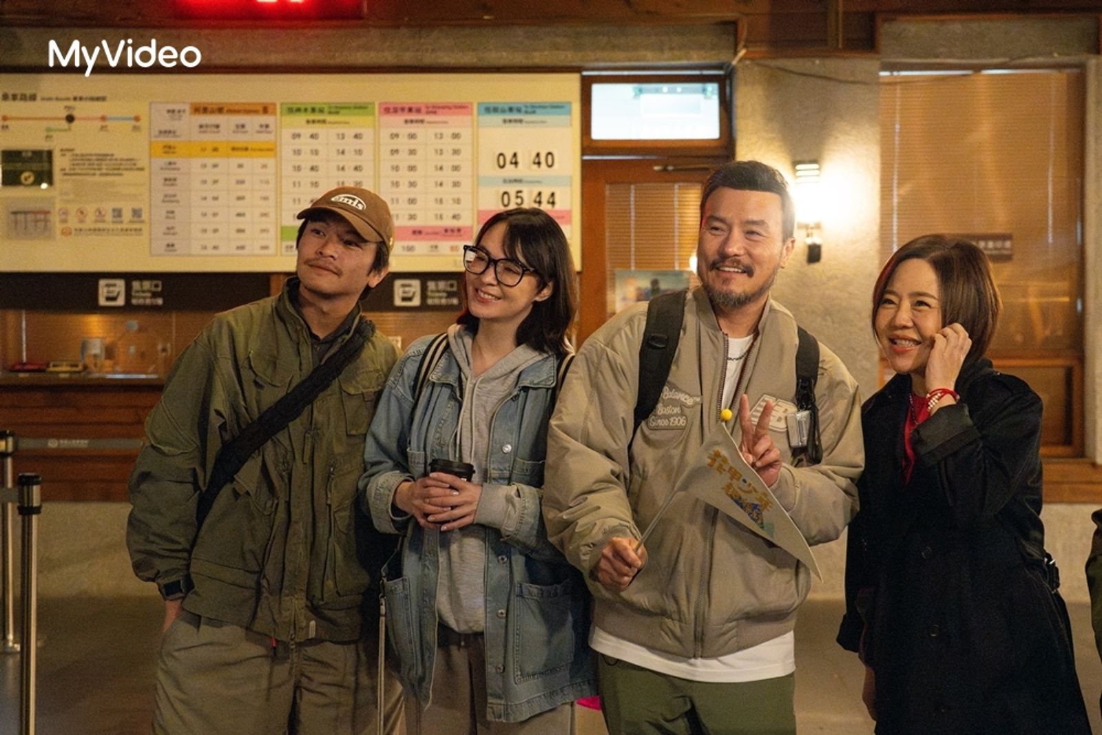 《花甲少年趣旅行》于美人(右起)、李銘忠、張榕容與楊銘威共遊嘉義。台灣大哥大MyVideo提供