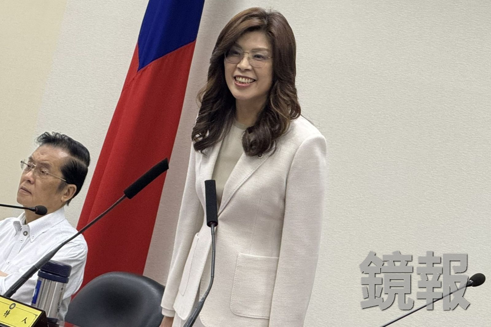 蔣萬安民調微幅落後！鄭麗文稱進入肉搏戰　籲支持者務必出來投票