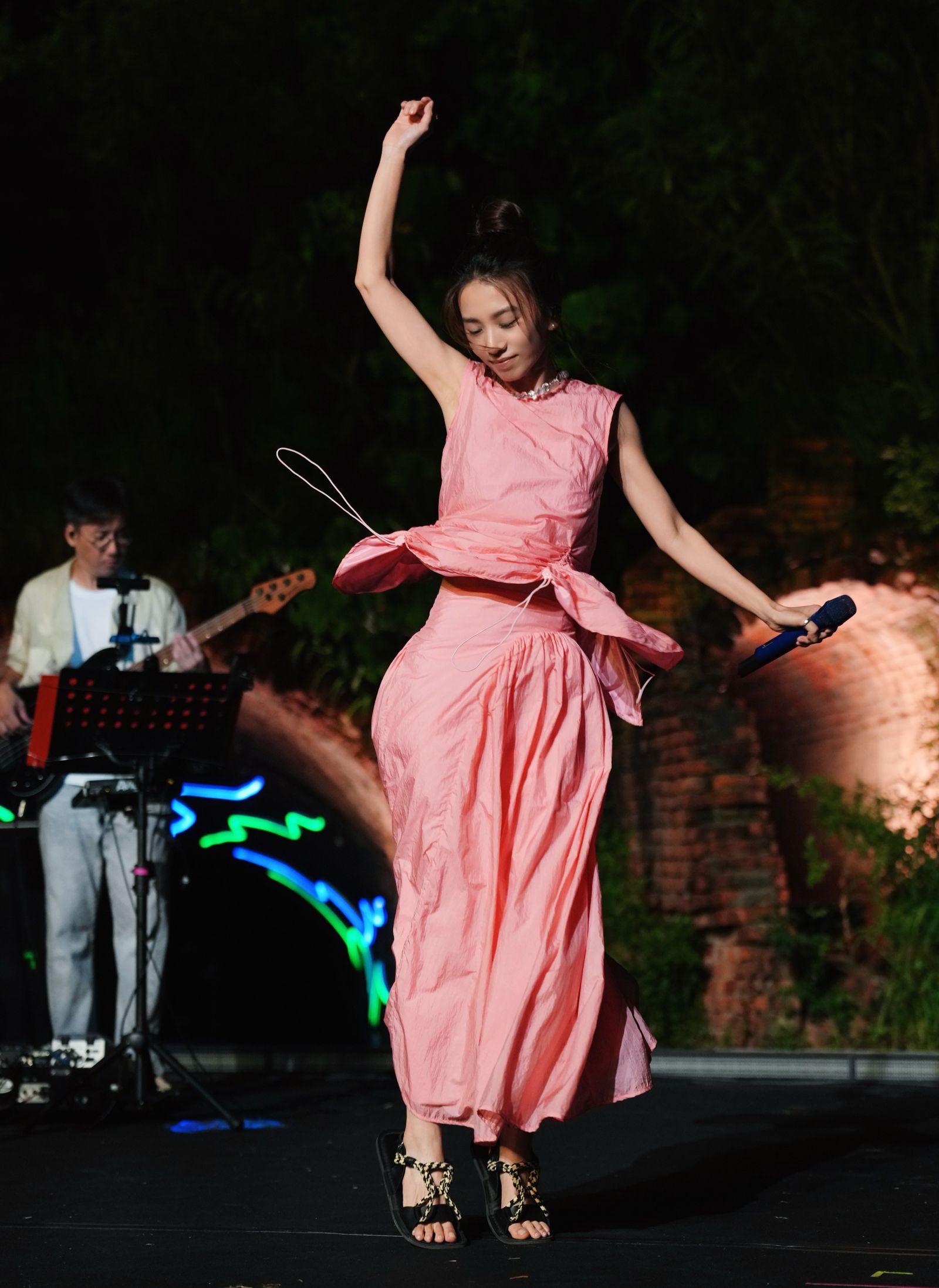 田馥甄日前在屏東恆春聯福磚窯開唱。何樂音樂提供