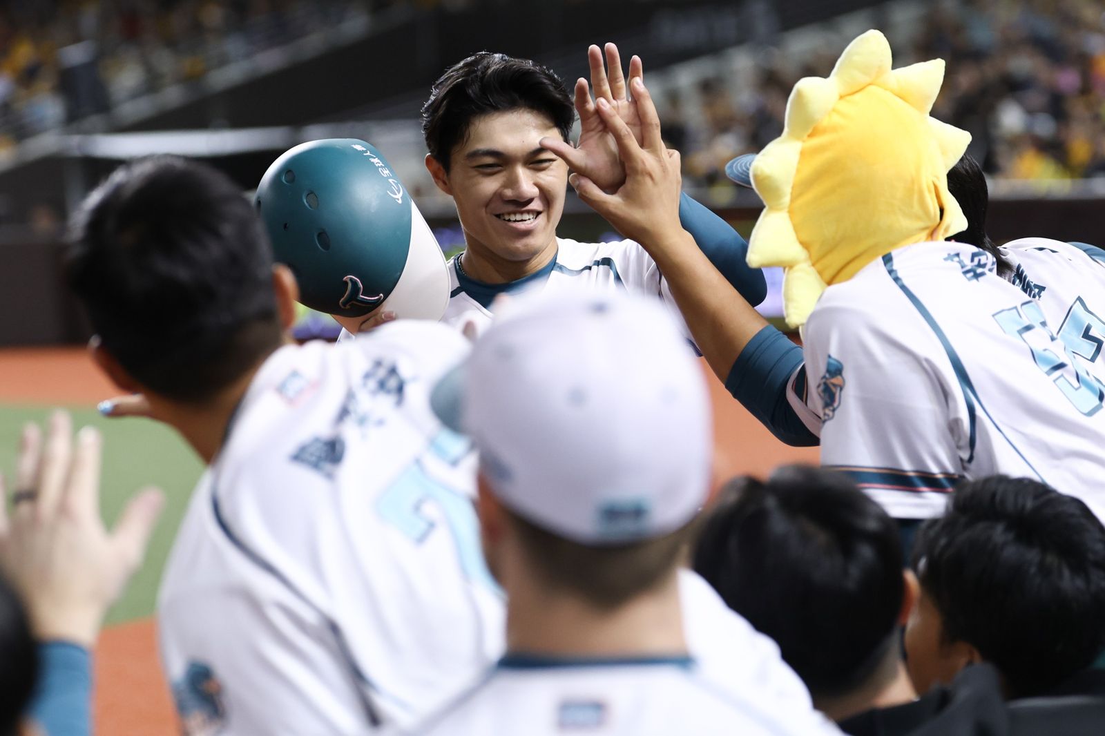 中職／猛打賞近況超火燙！林家鋐「照感覺去打」　首度抱回MVP