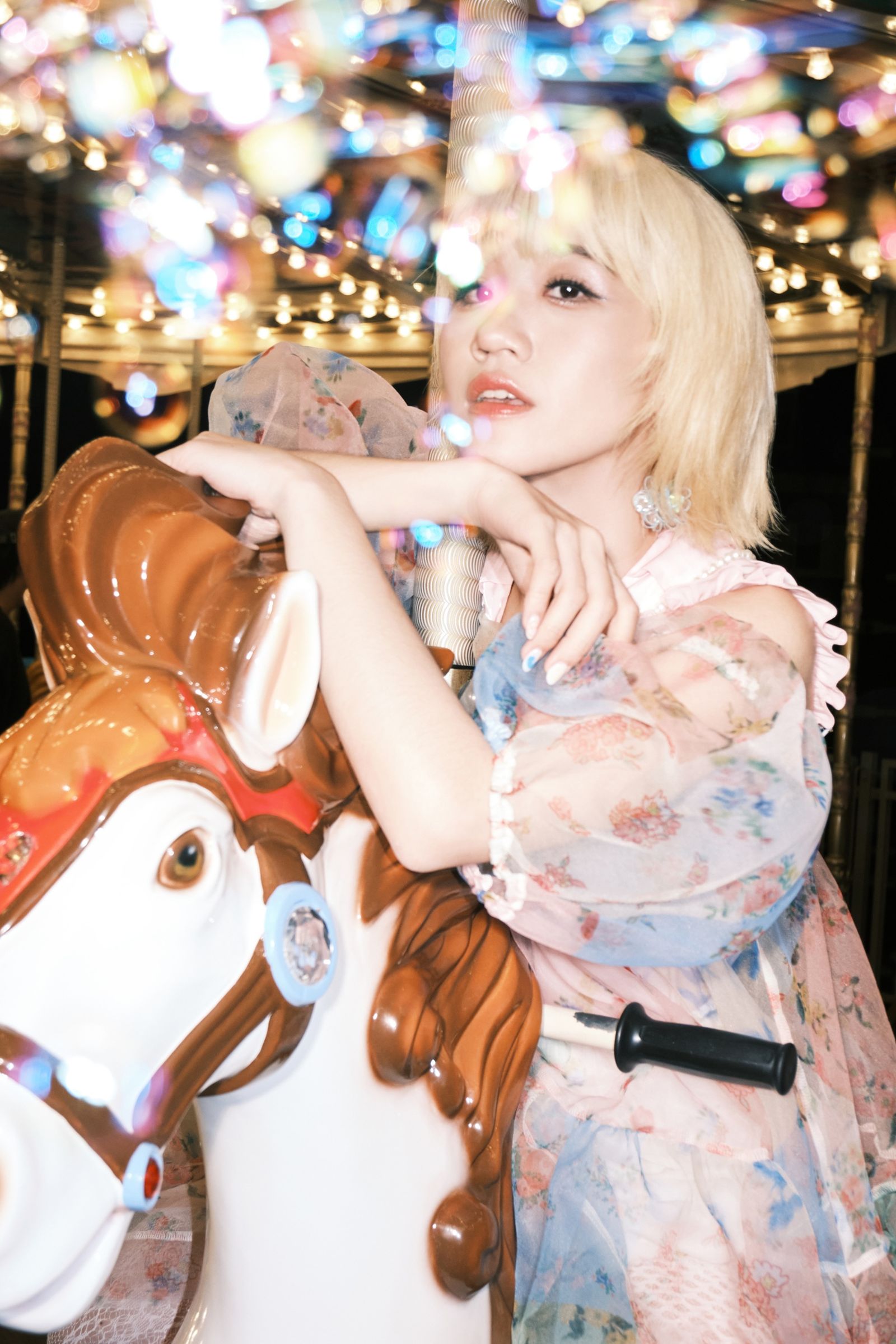 LuLu黃路梓茵變身台語新人高唱〈泡泡 〉一圓出道14年的夢想。天地合提供