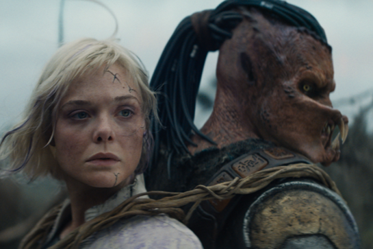 《終極戰士》艾兒芬妮竟是仿生人　半截身體突破玉女形象