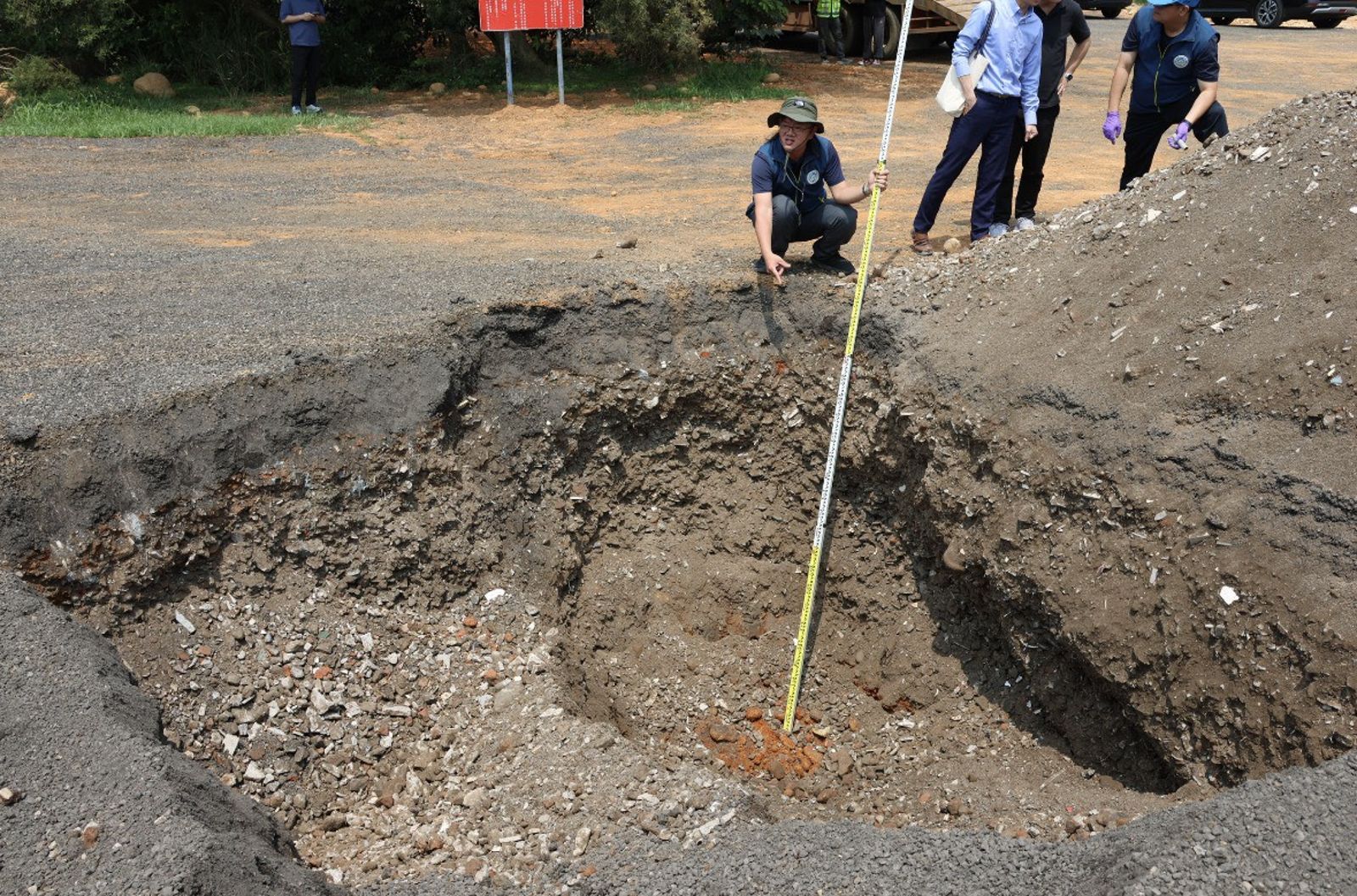 假鋪路真回填!國軍湖口訓練場變「9.7萬立方米垃圾山」 黑心商狂撈13億下場慘了