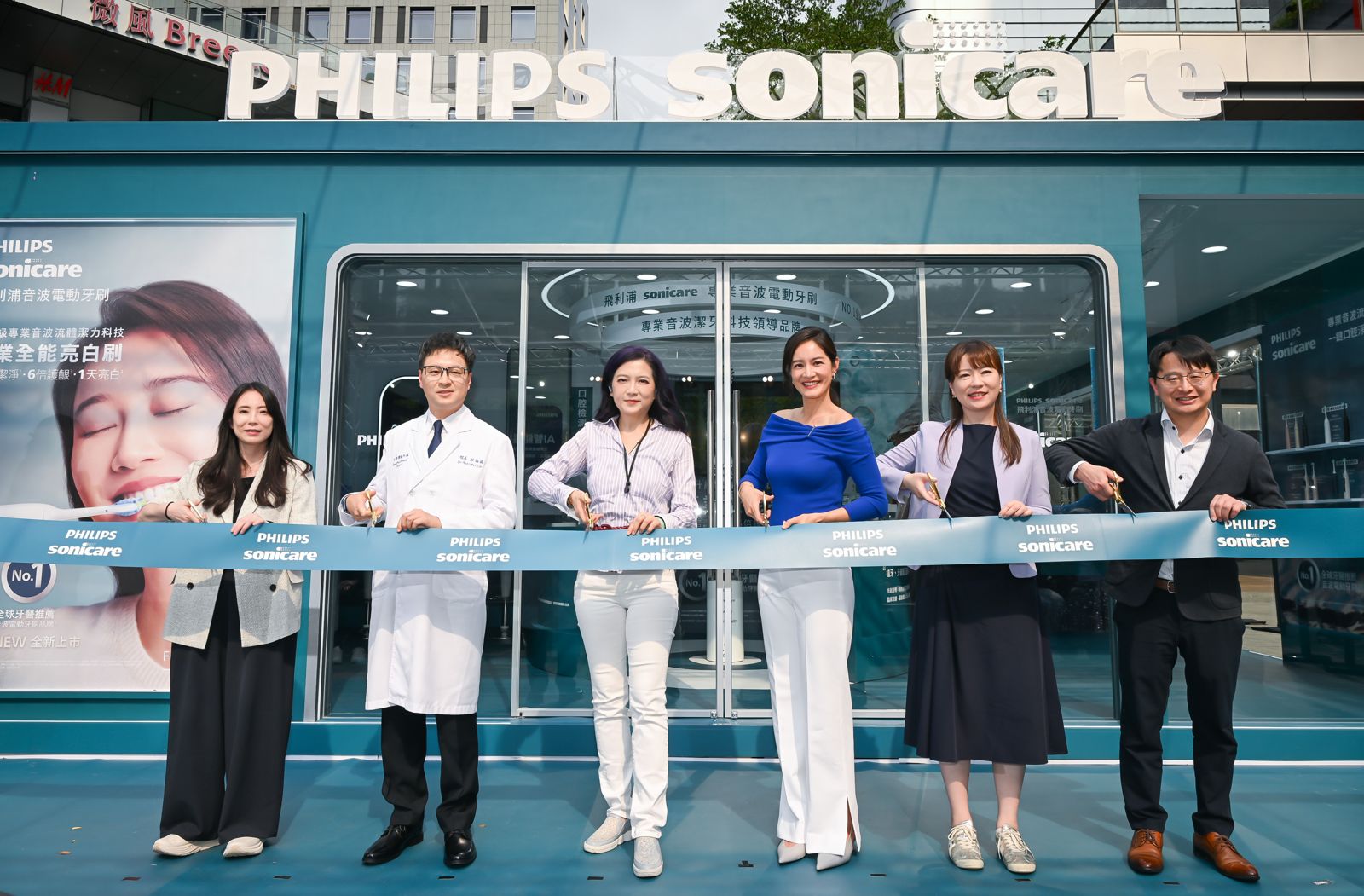 Janet 闖好萊塢大動作!籌備 Podcast、旅遊節目 自曝鏡頭前自信全因「必帶1物品」